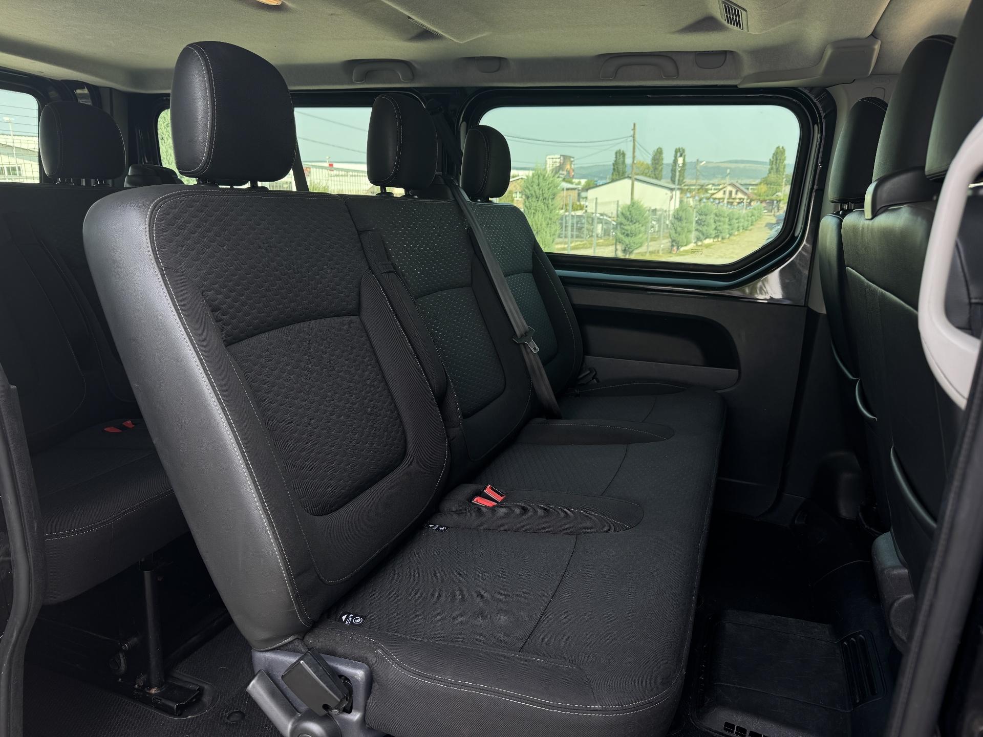 Opel-Vivaro