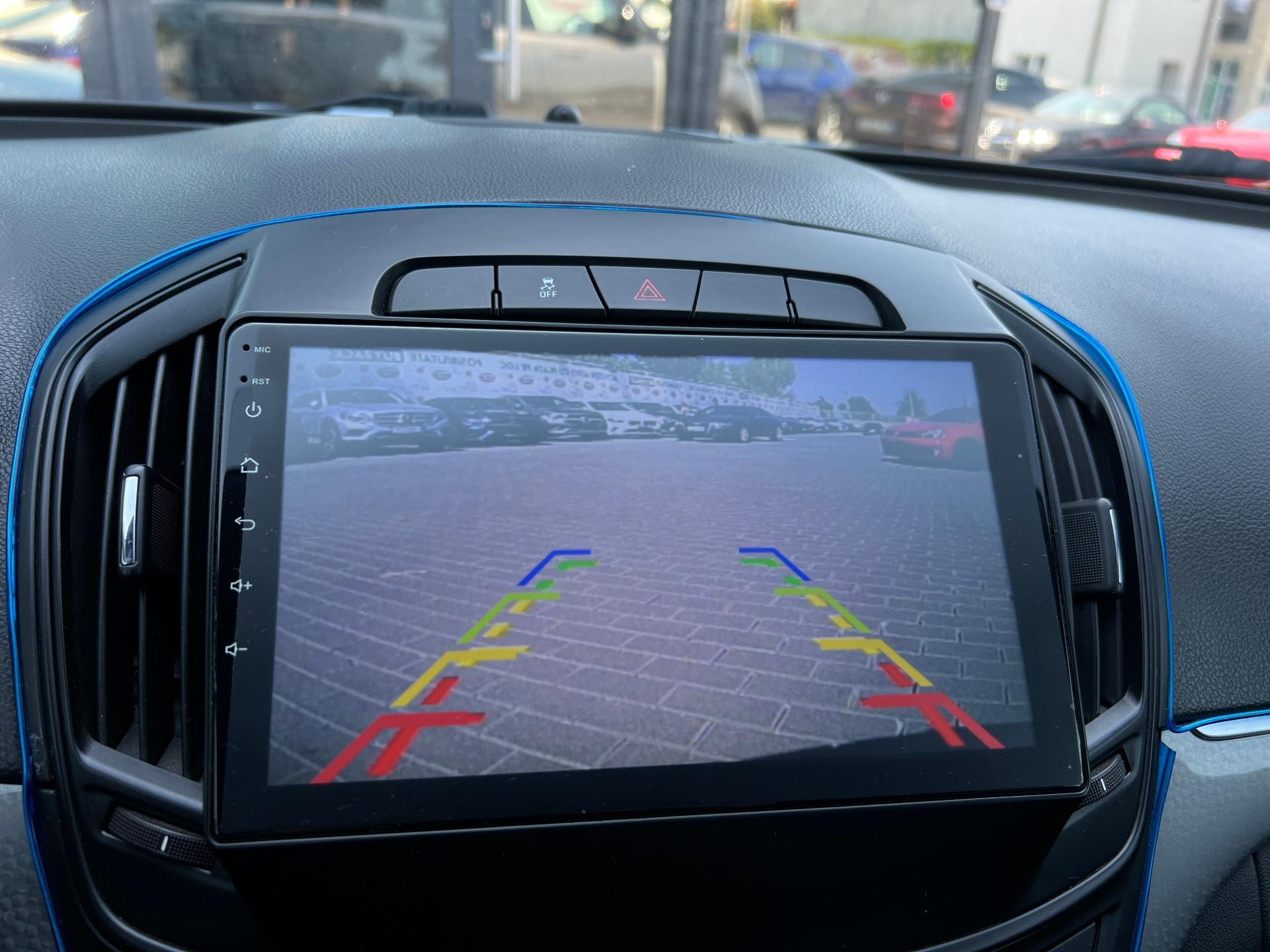 Opel-Insignia