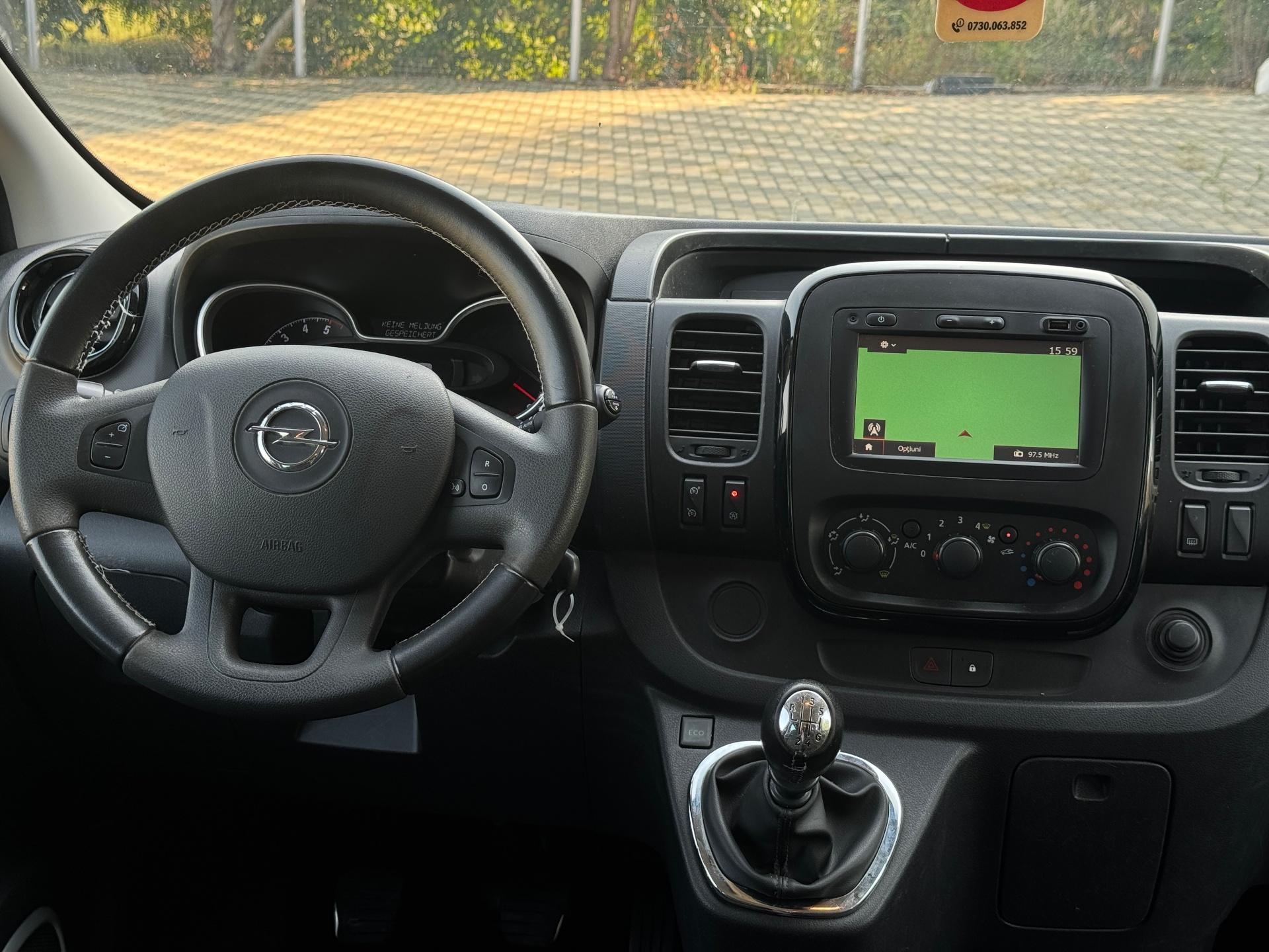 Opel-Vivaro