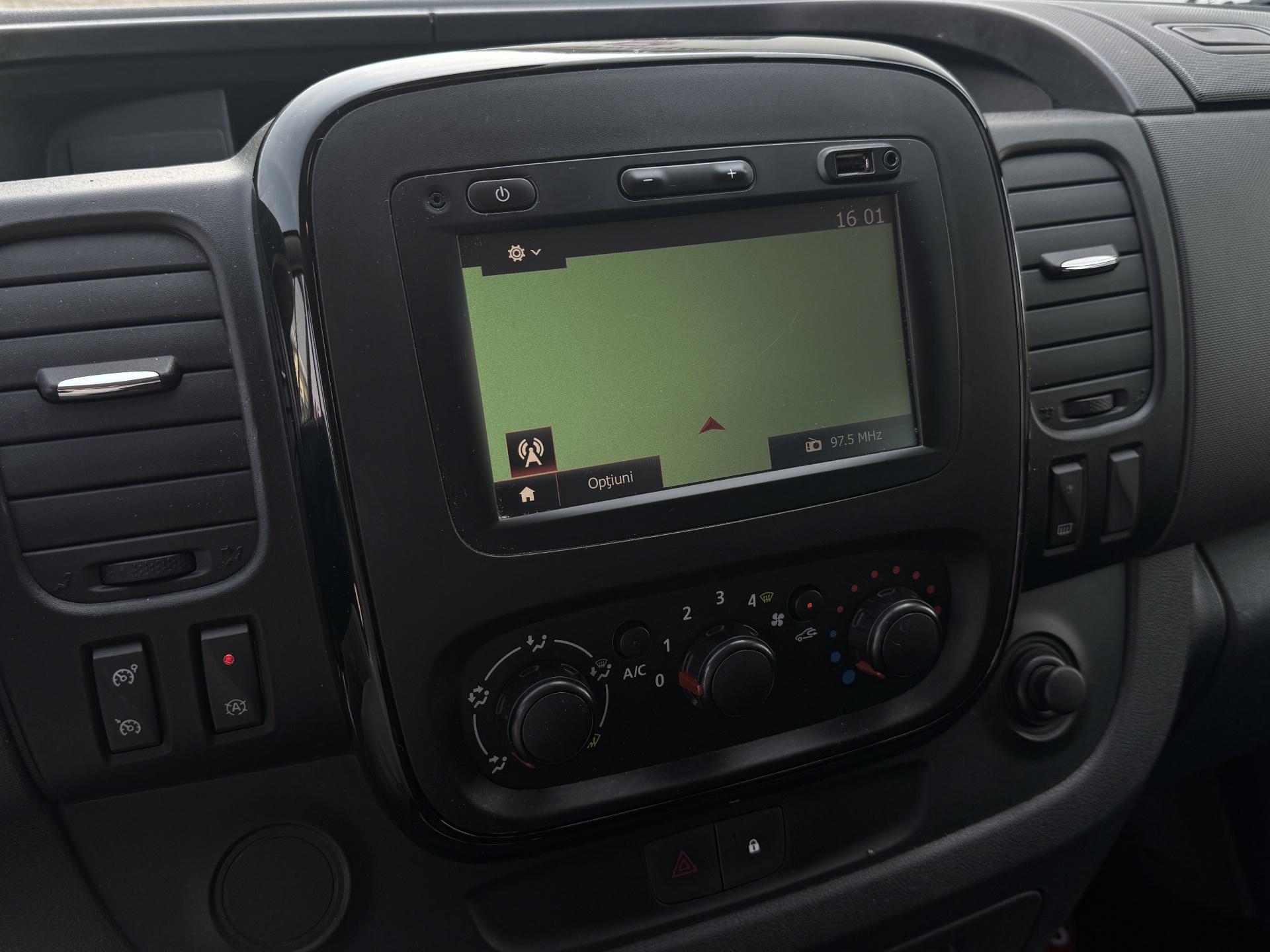Opel-Vivaro
