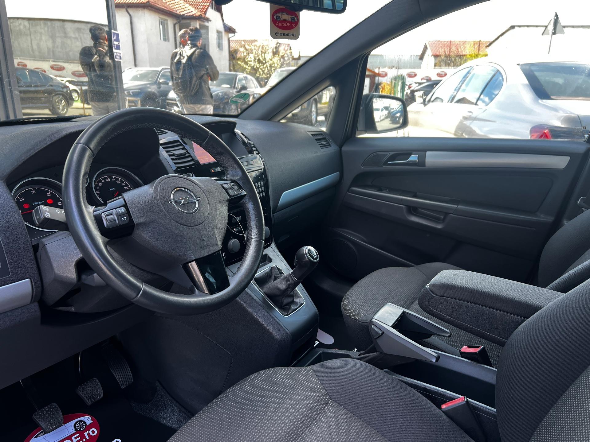 Opel-Zafira