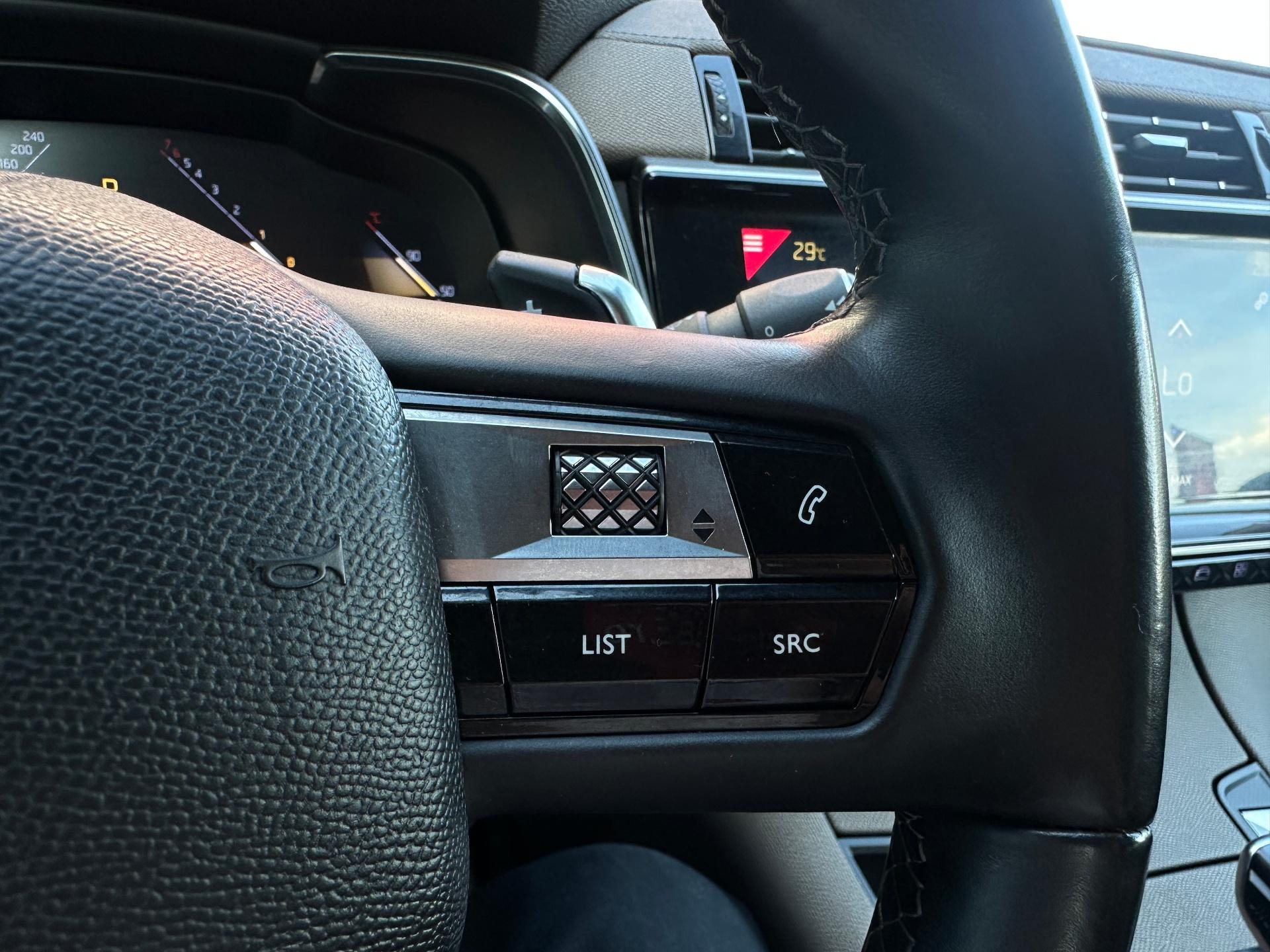 Citroen-DS7