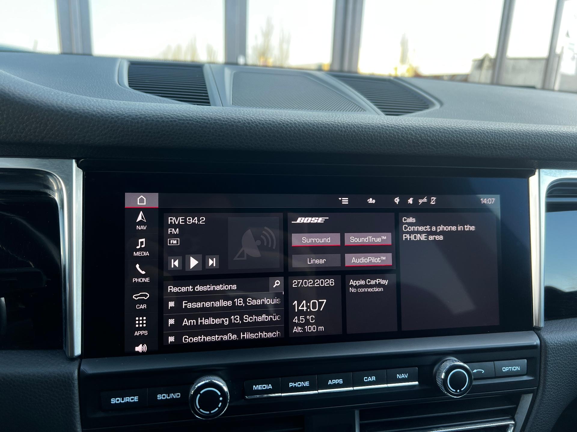 Porsche-Macan