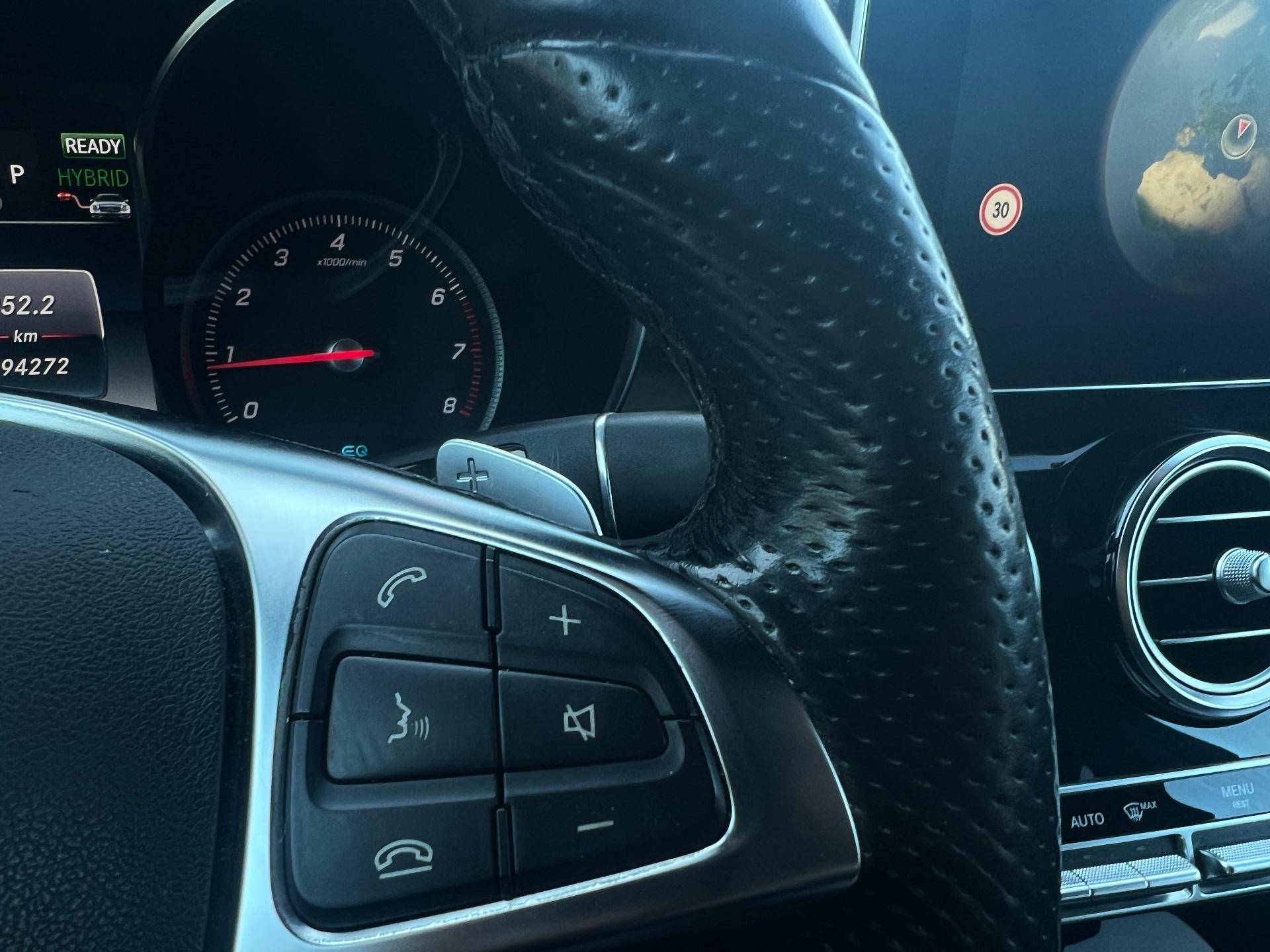 Mercedes-Benz-GLC-COUPE