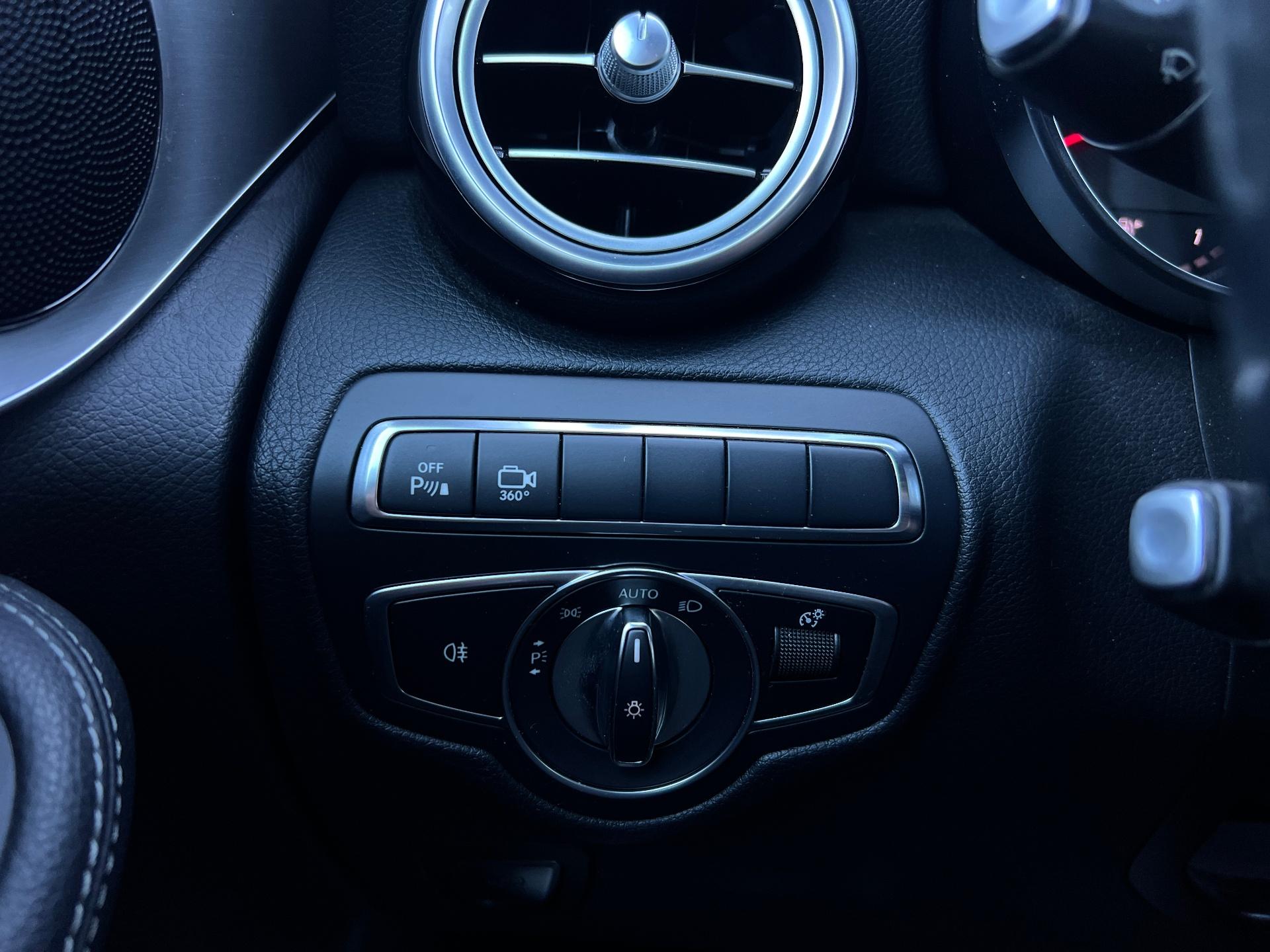 Mercedes-Benz-GLC-COUPE