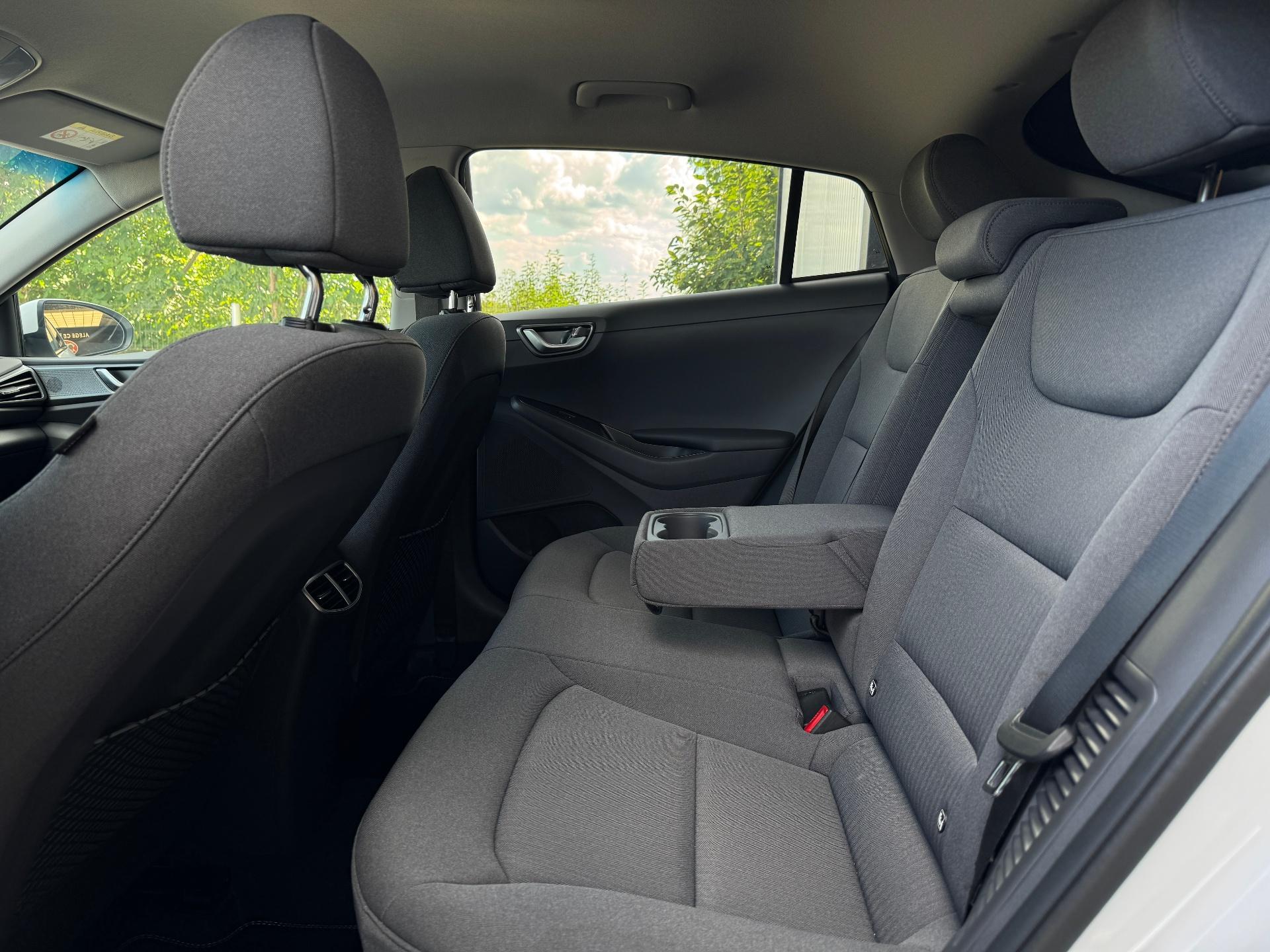 Hyundai-IONIQ
