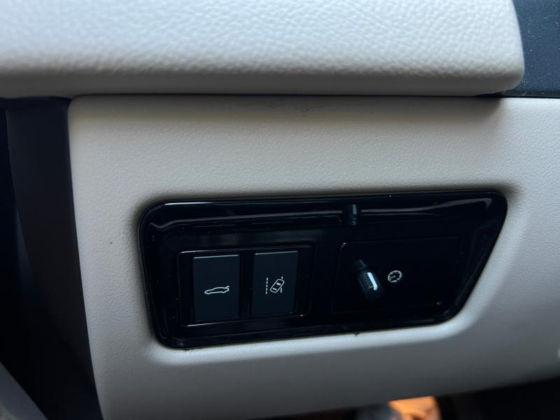 Car Thumb