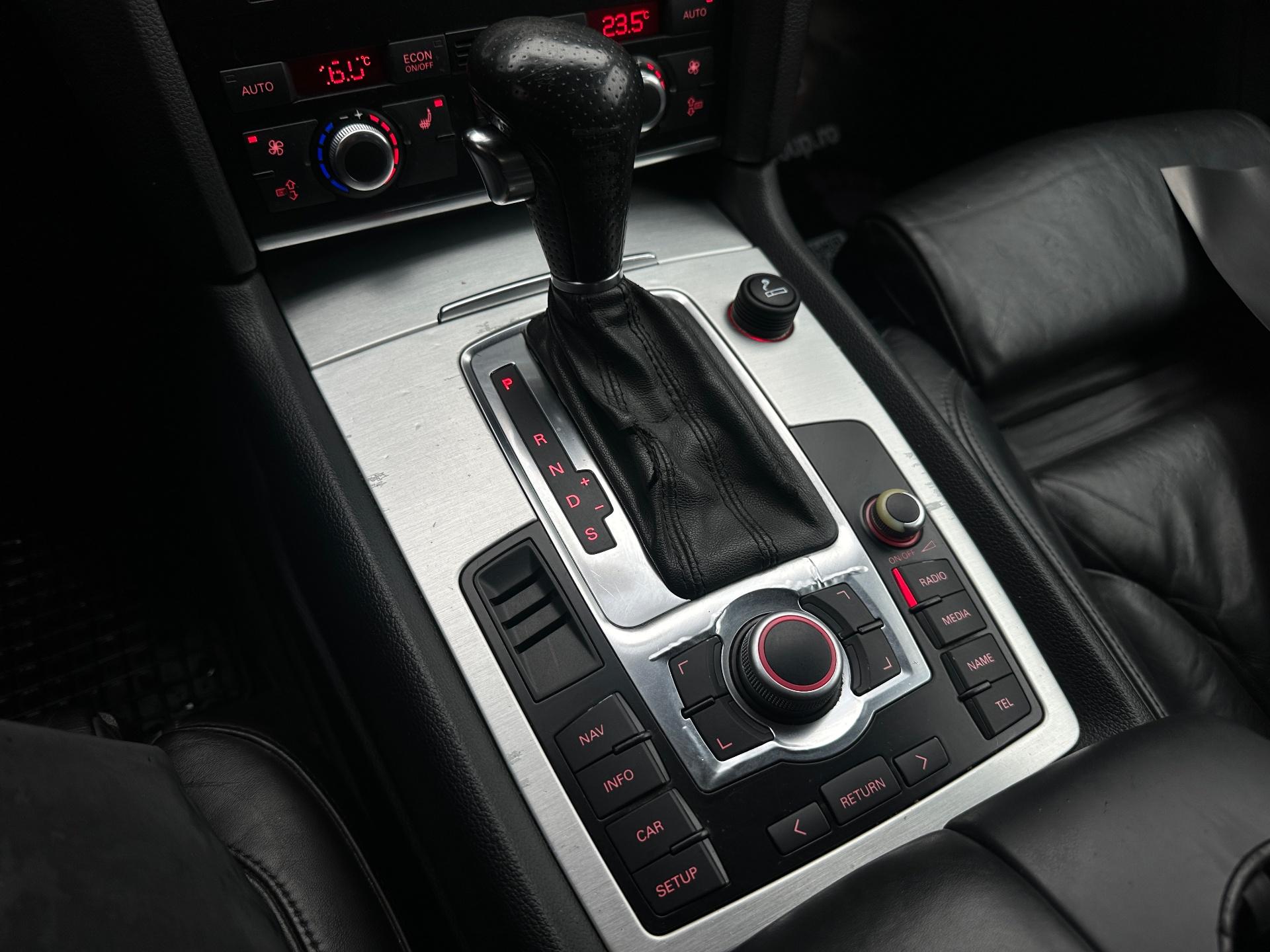 Audi-Q7