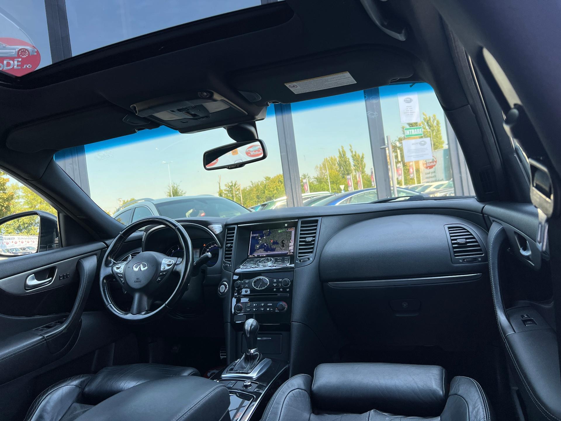 Infiniti-FX-30D