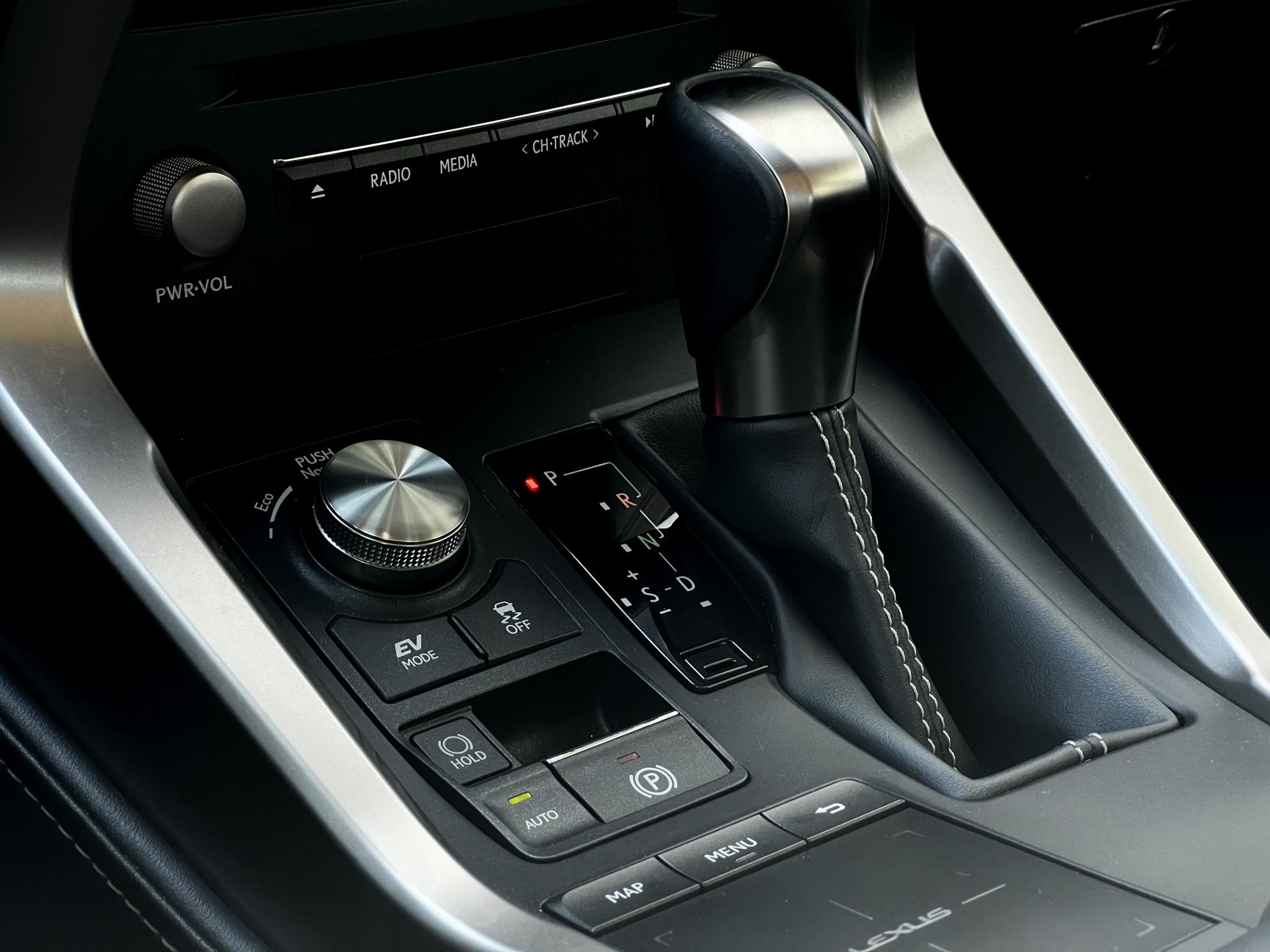 Lexus-NX