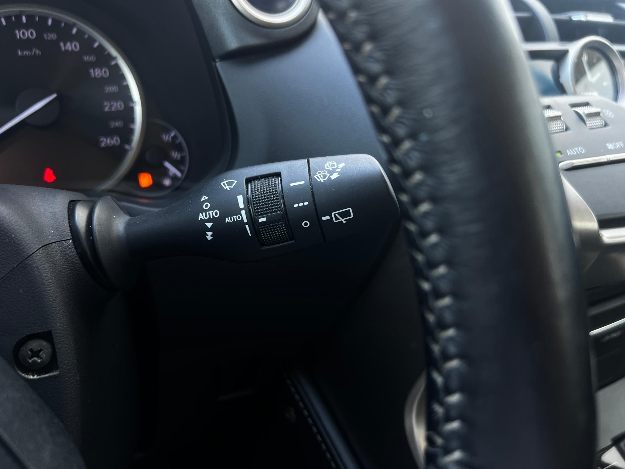 Lexus-NX