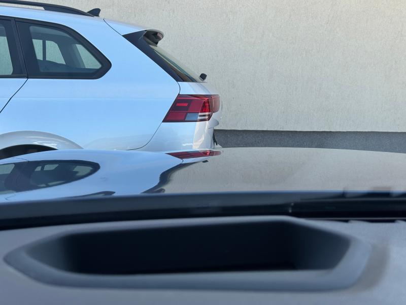 Car Thumb