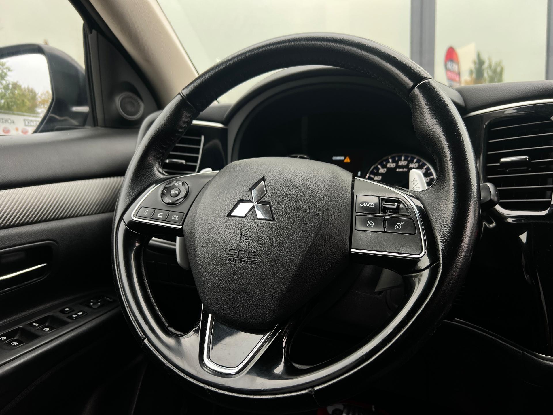 Mitsubishi-Outlander