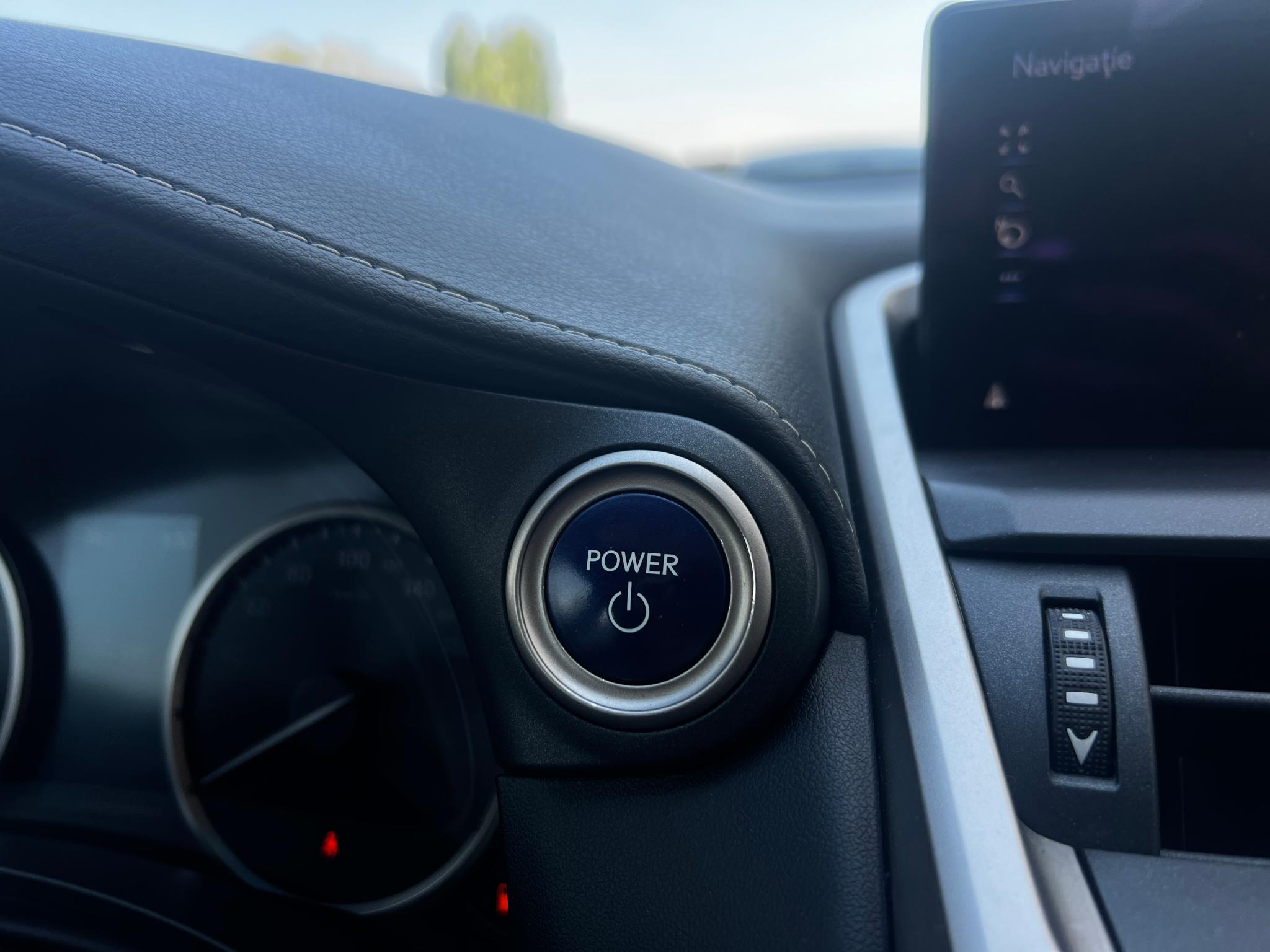 Lexus-NX