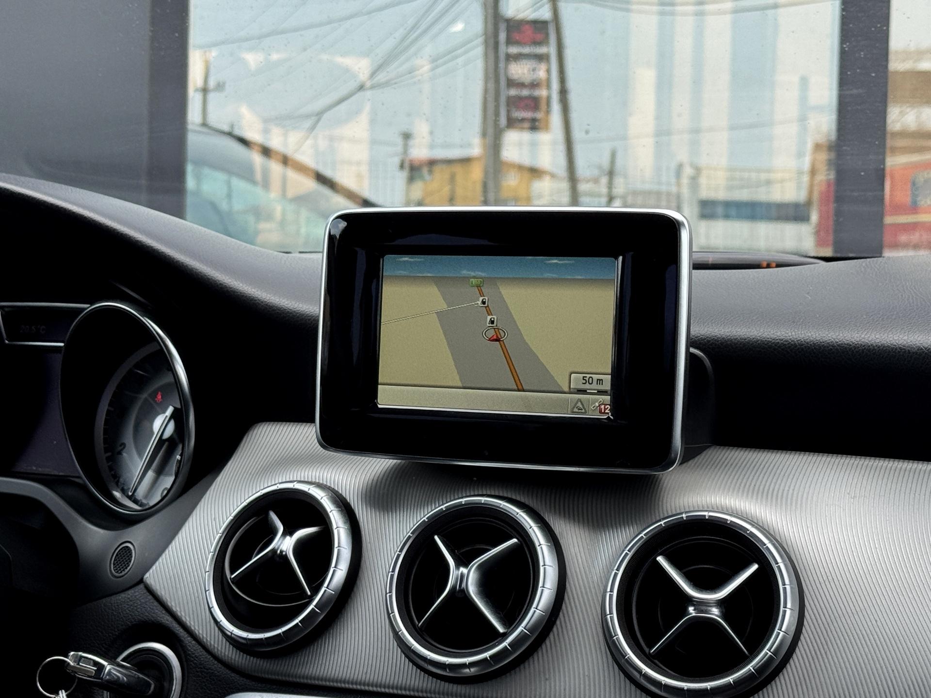 Mercedes-Benz-CLA