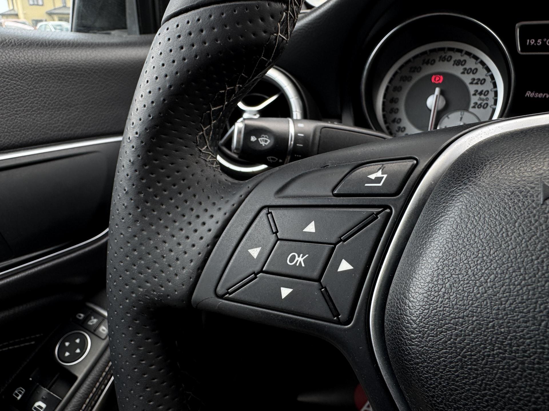 Mercedes-Benz-CLA