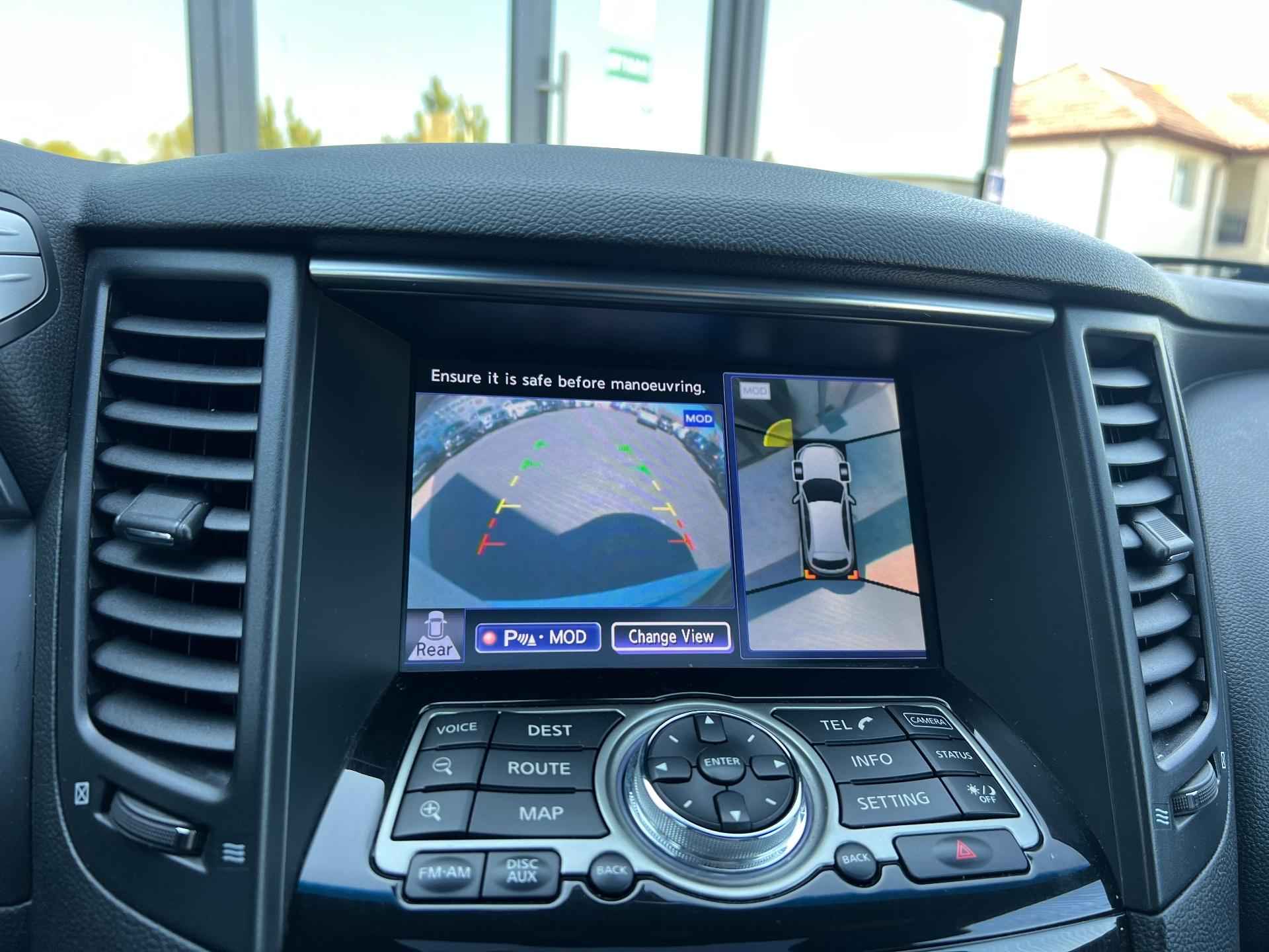 Infiniti-FX-30D