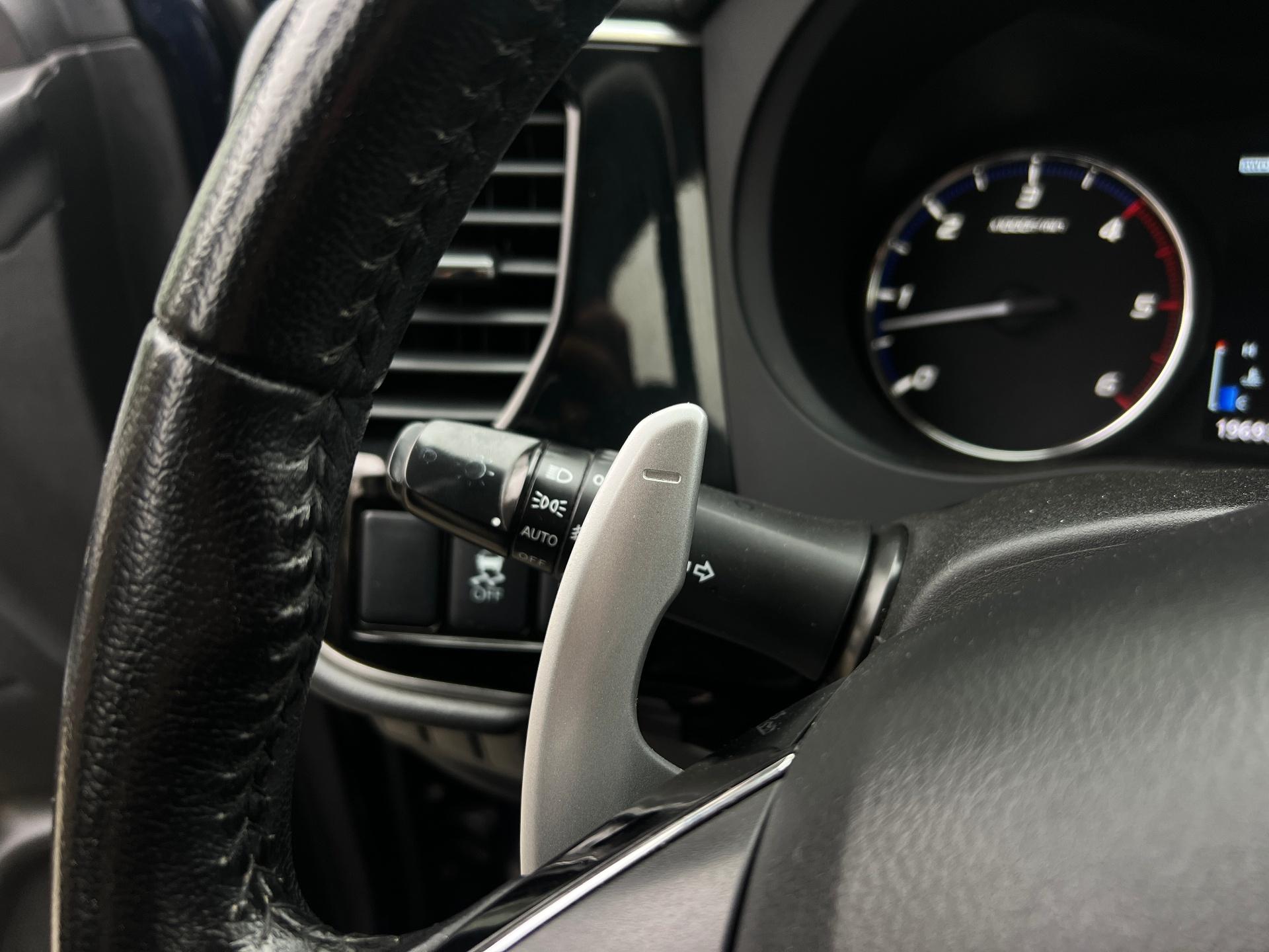 Mitsubishi-Outlander
