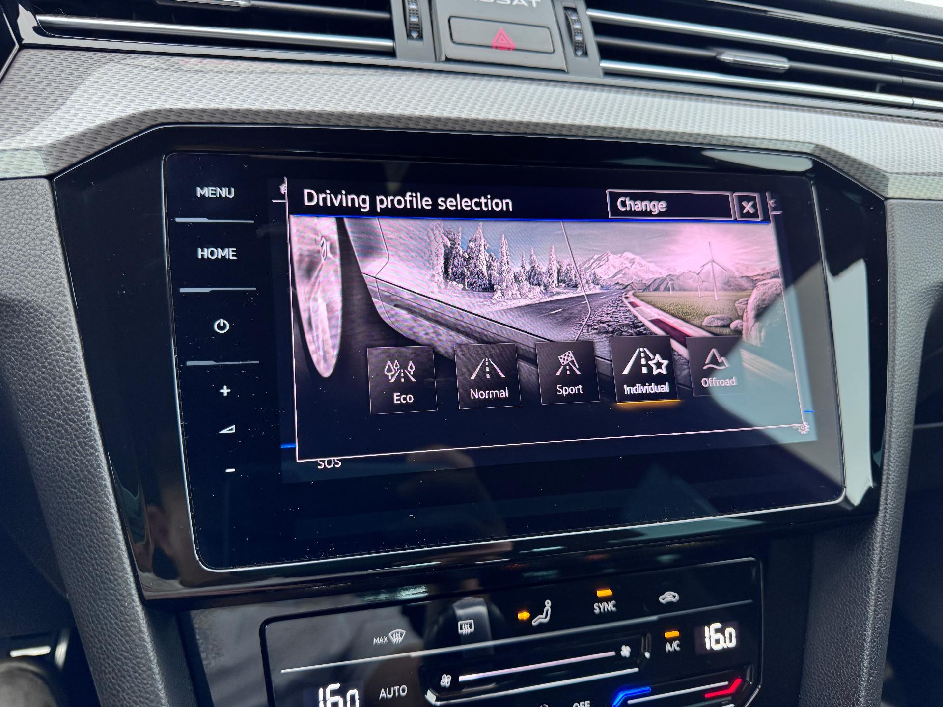 Volkswagen-Passat Alltrack