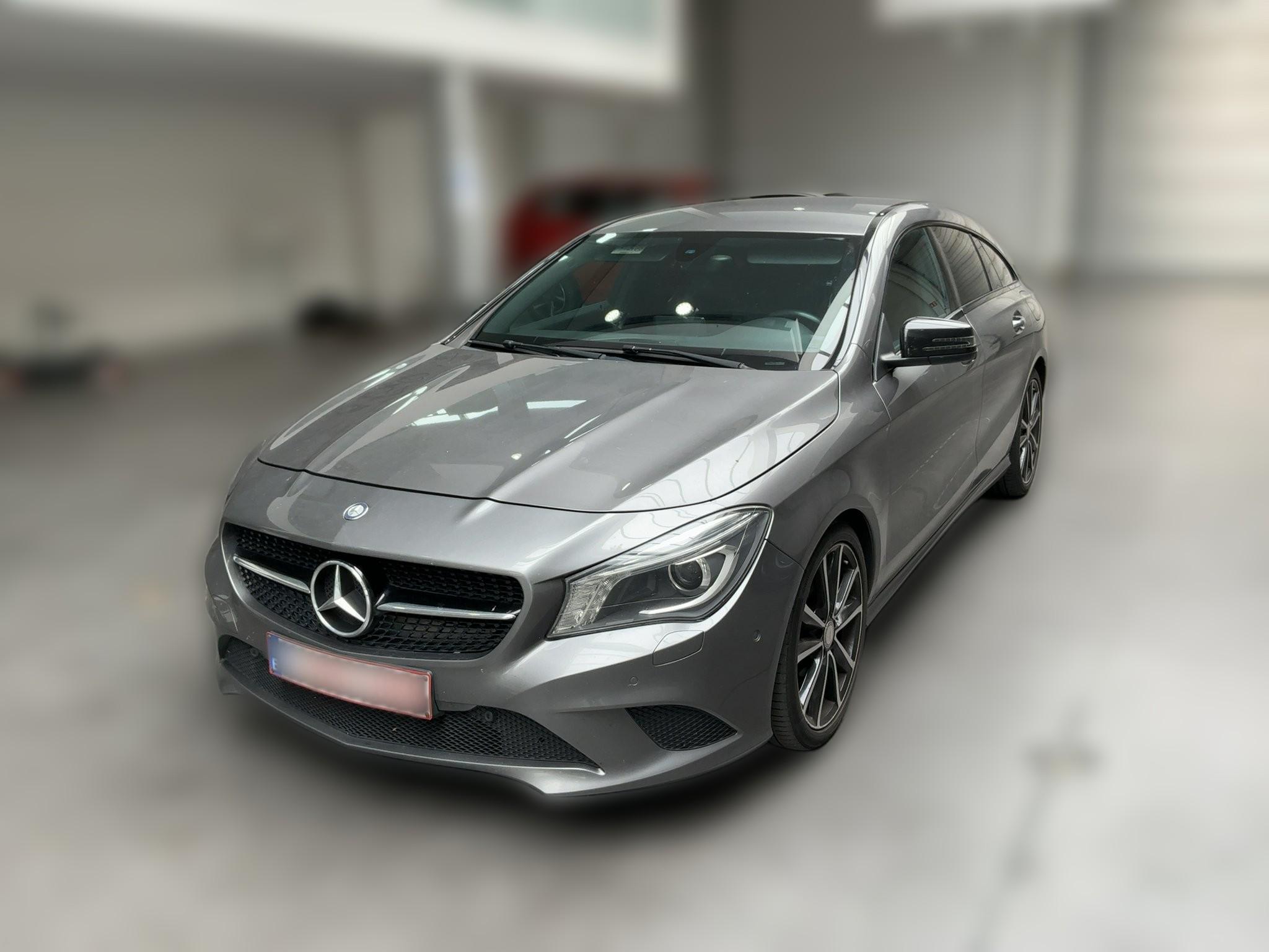 Mercedes-Benz-CLA 180