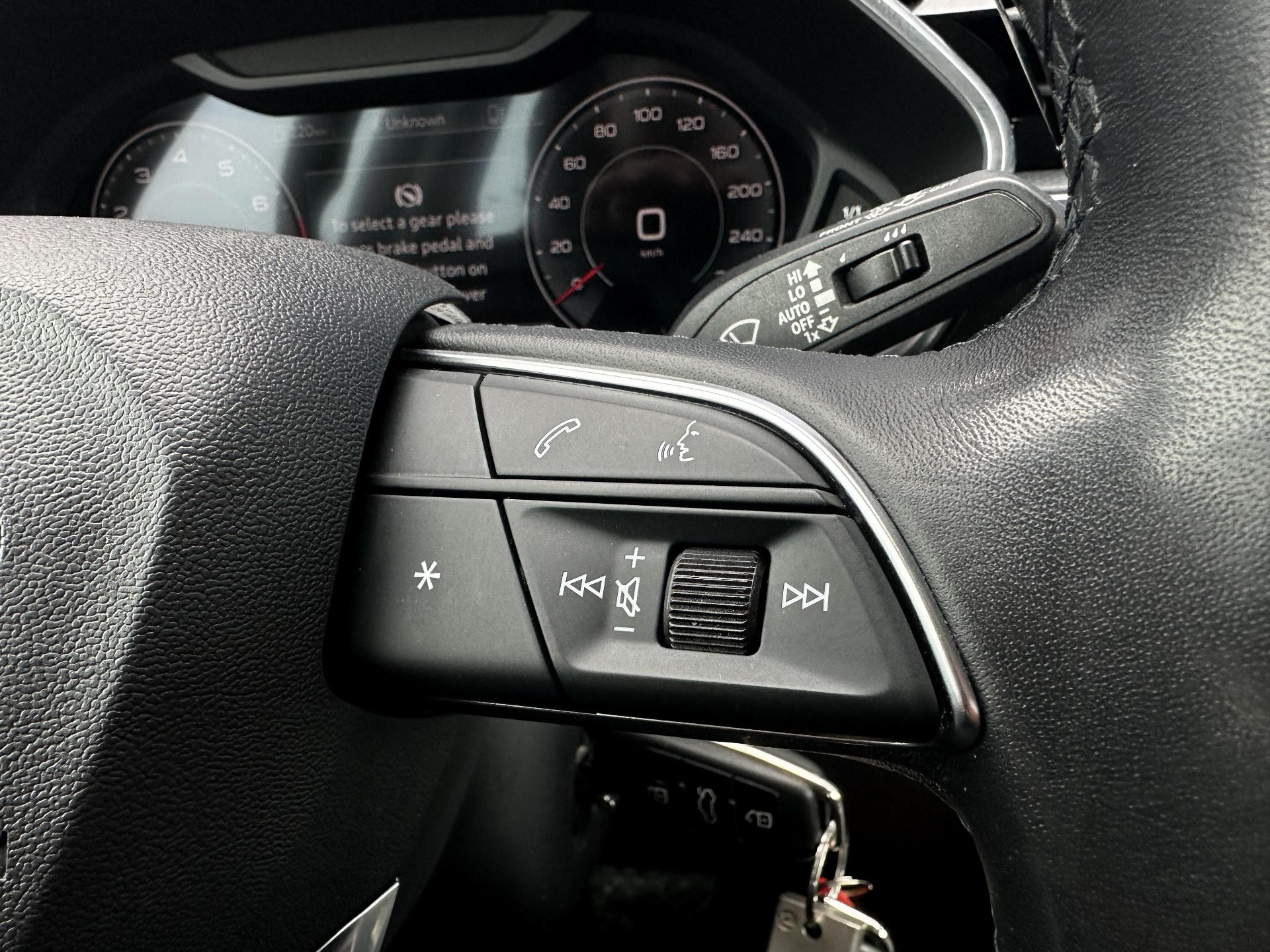Audi-Q3