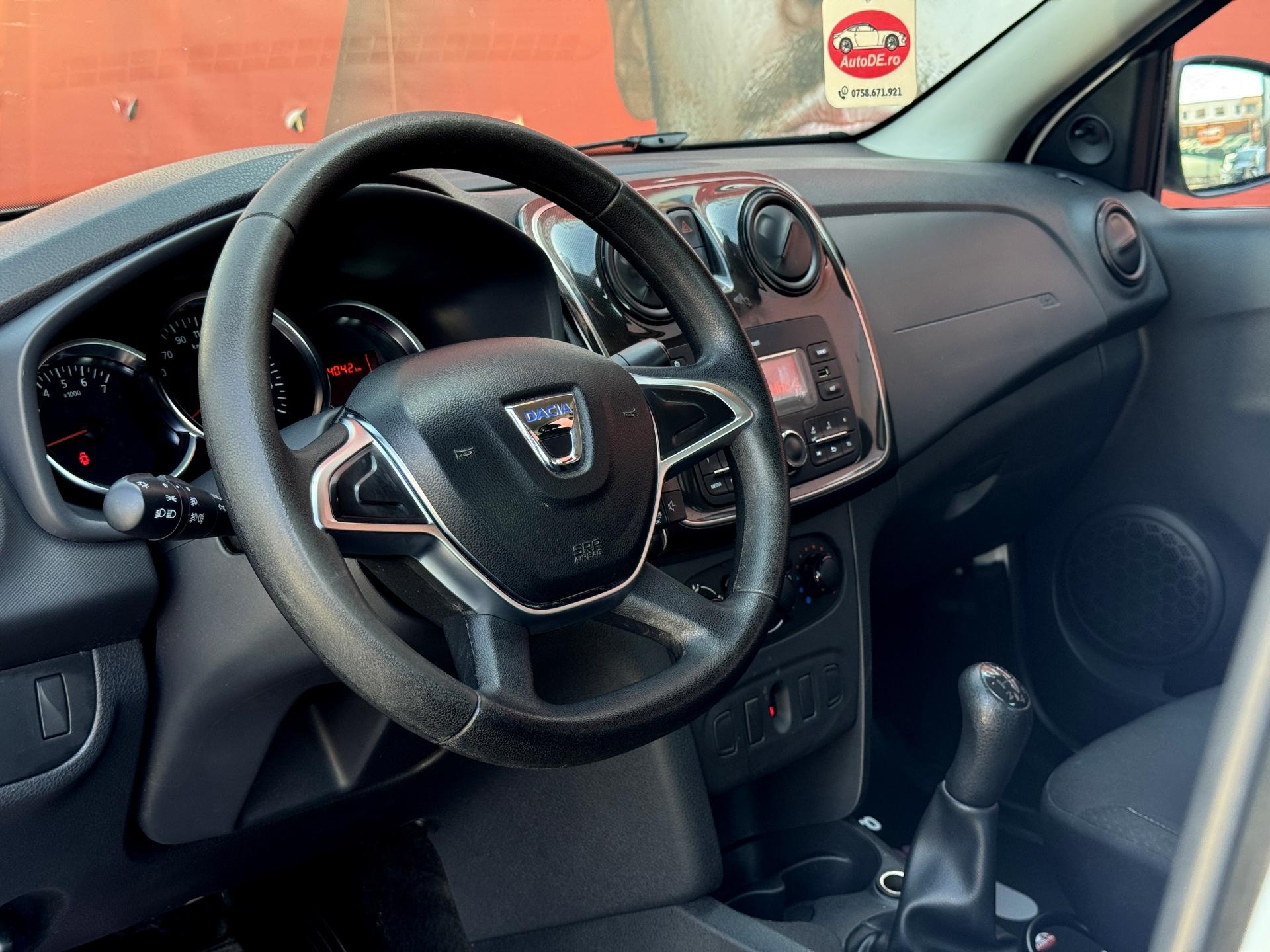 Dacia-Logan