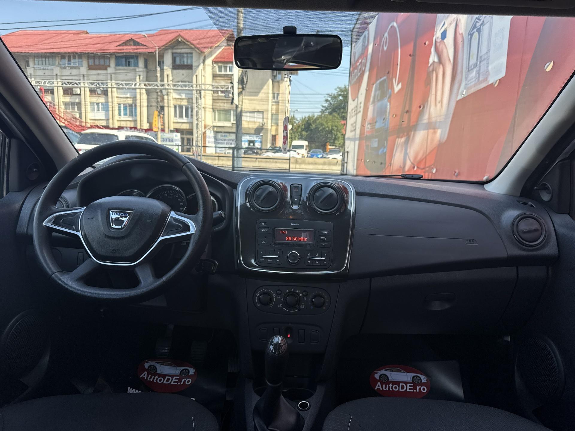 Dacia-Logan