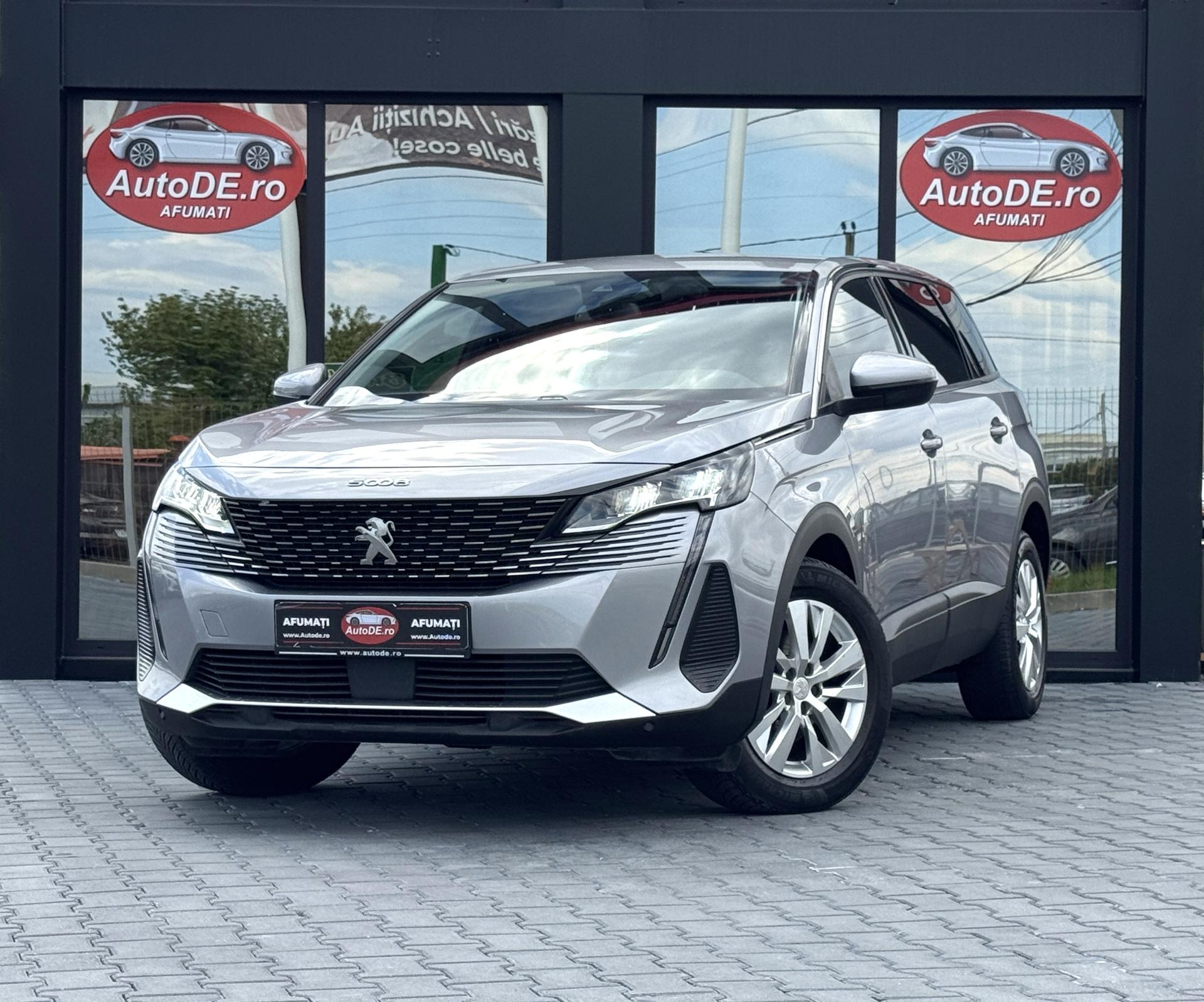 Peugeot-5008