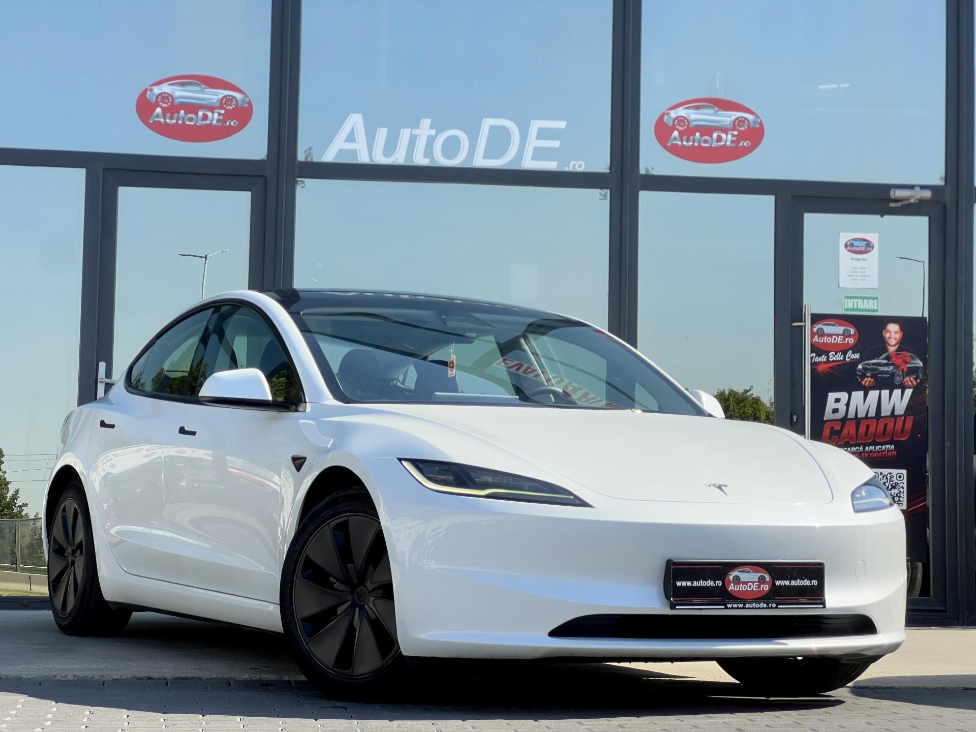 Tesla-Model 3