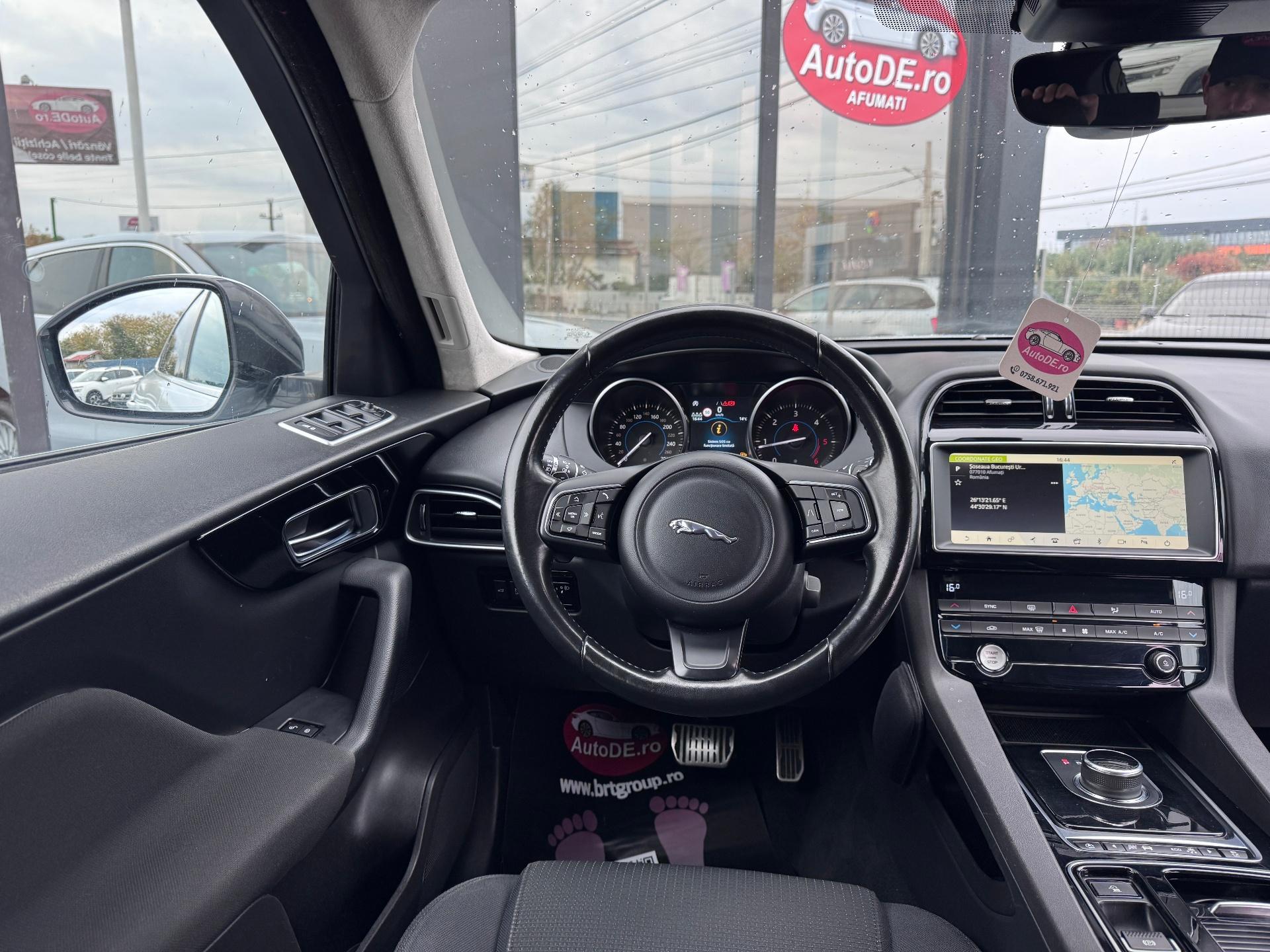Jaguar-F-Pace