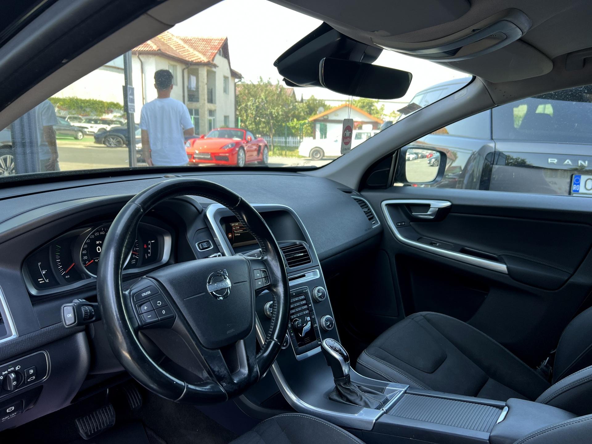 Volvo-XC 60