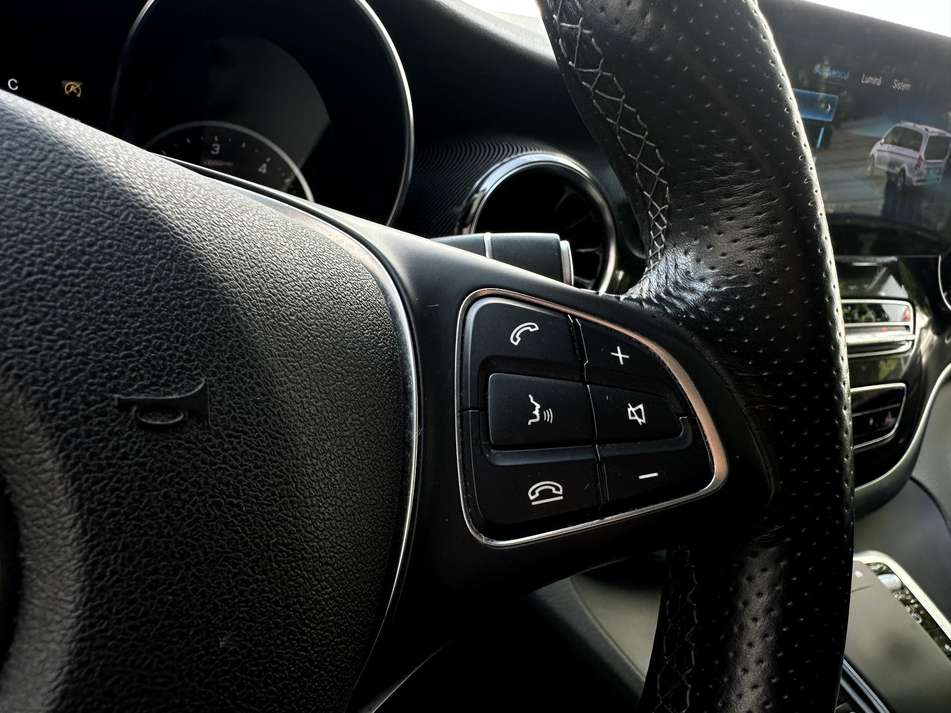 Mercedes-Benz-V