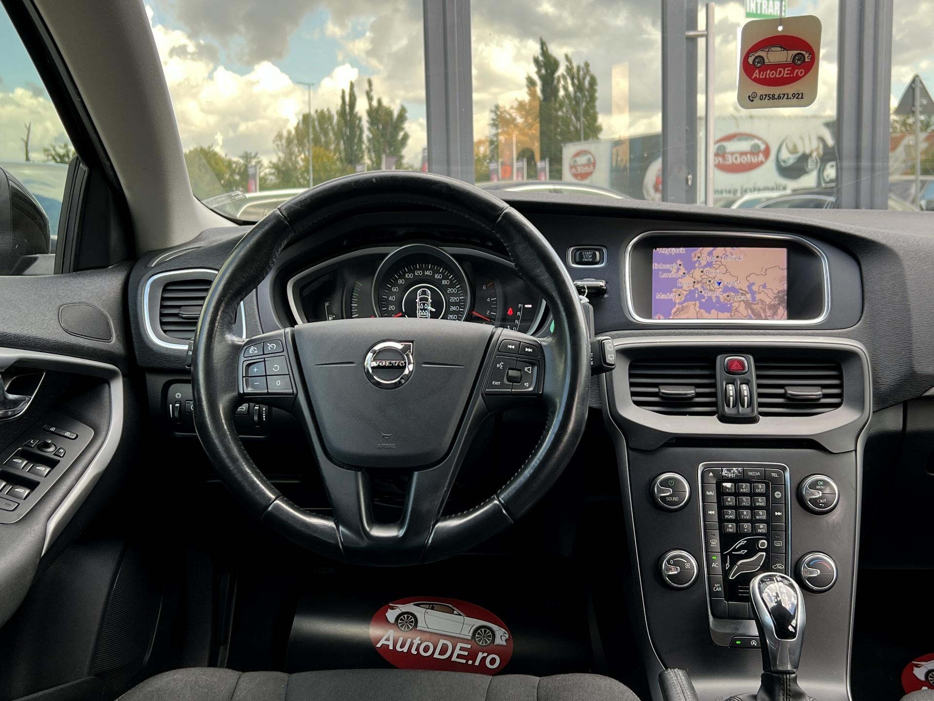 Volvo-V40