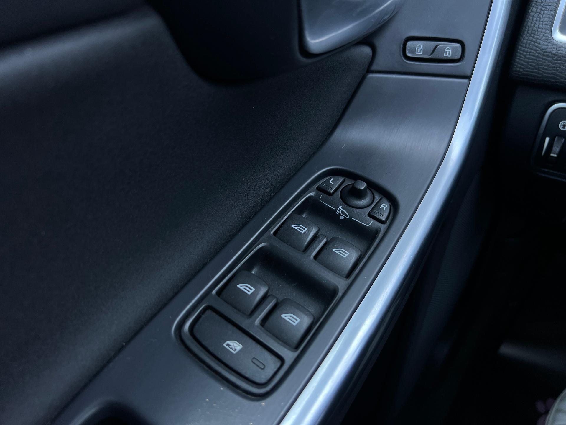 Volvo-XC 60