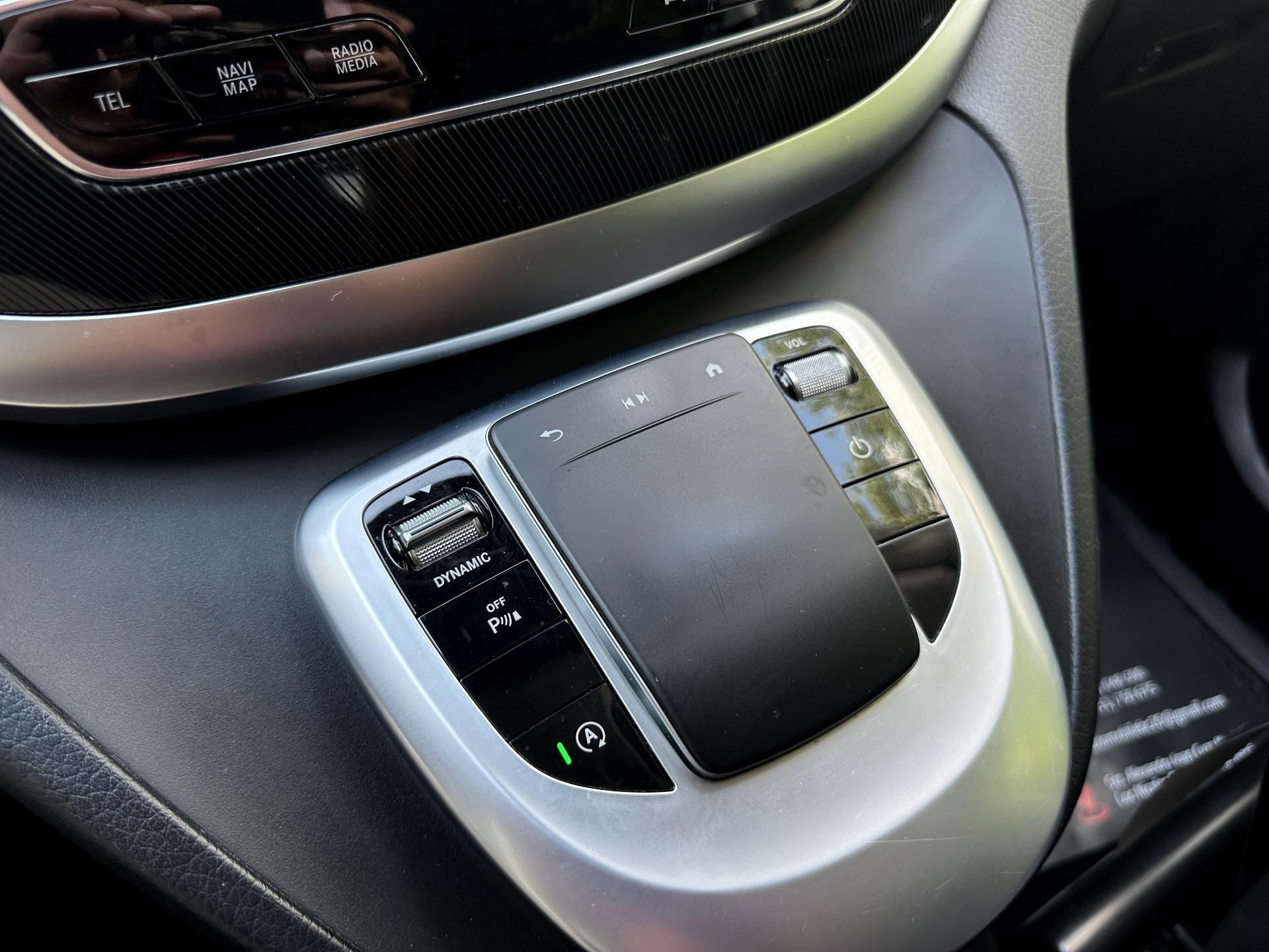 Mercedes-Benz-V