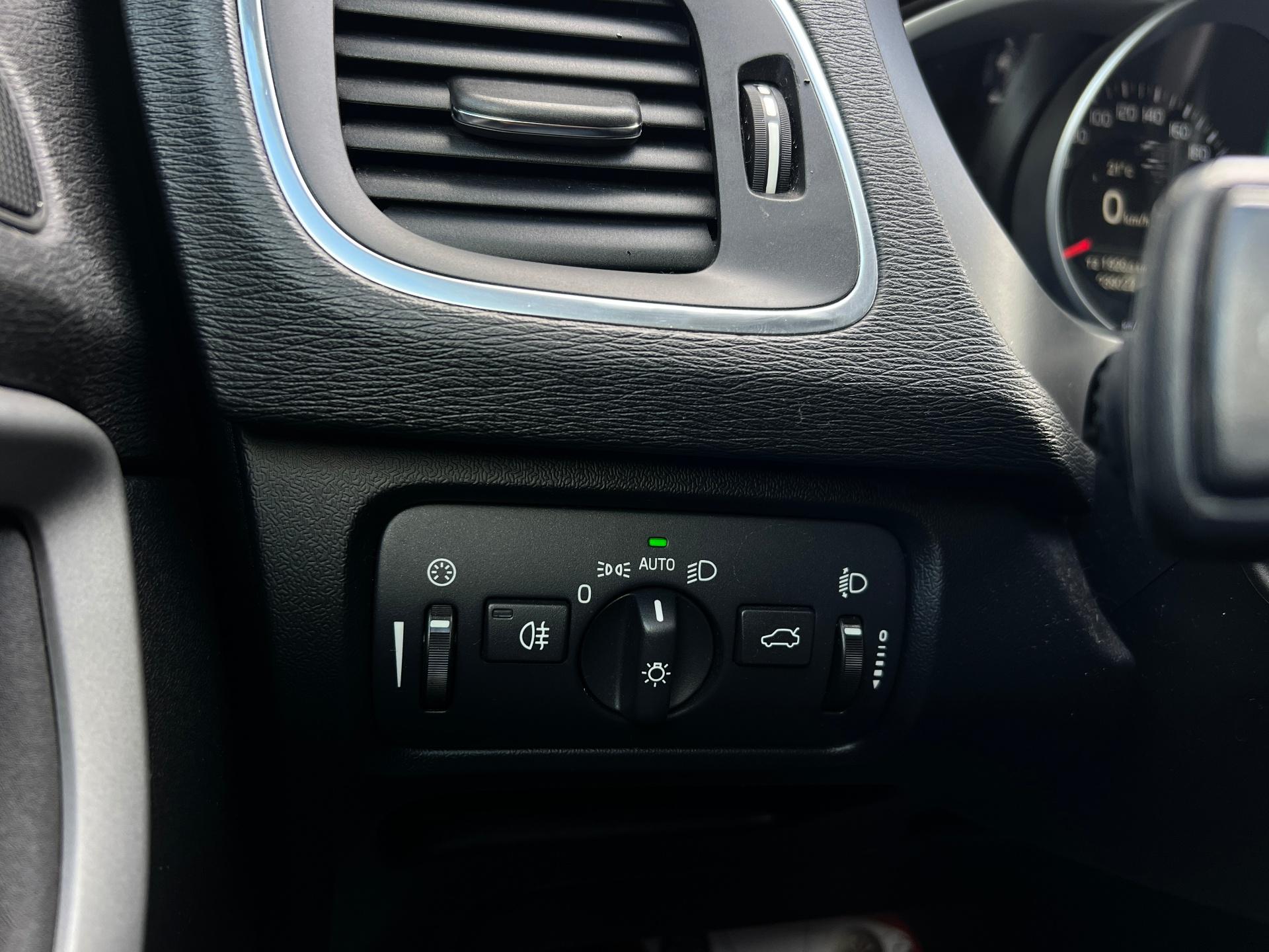 Volvo-V40
