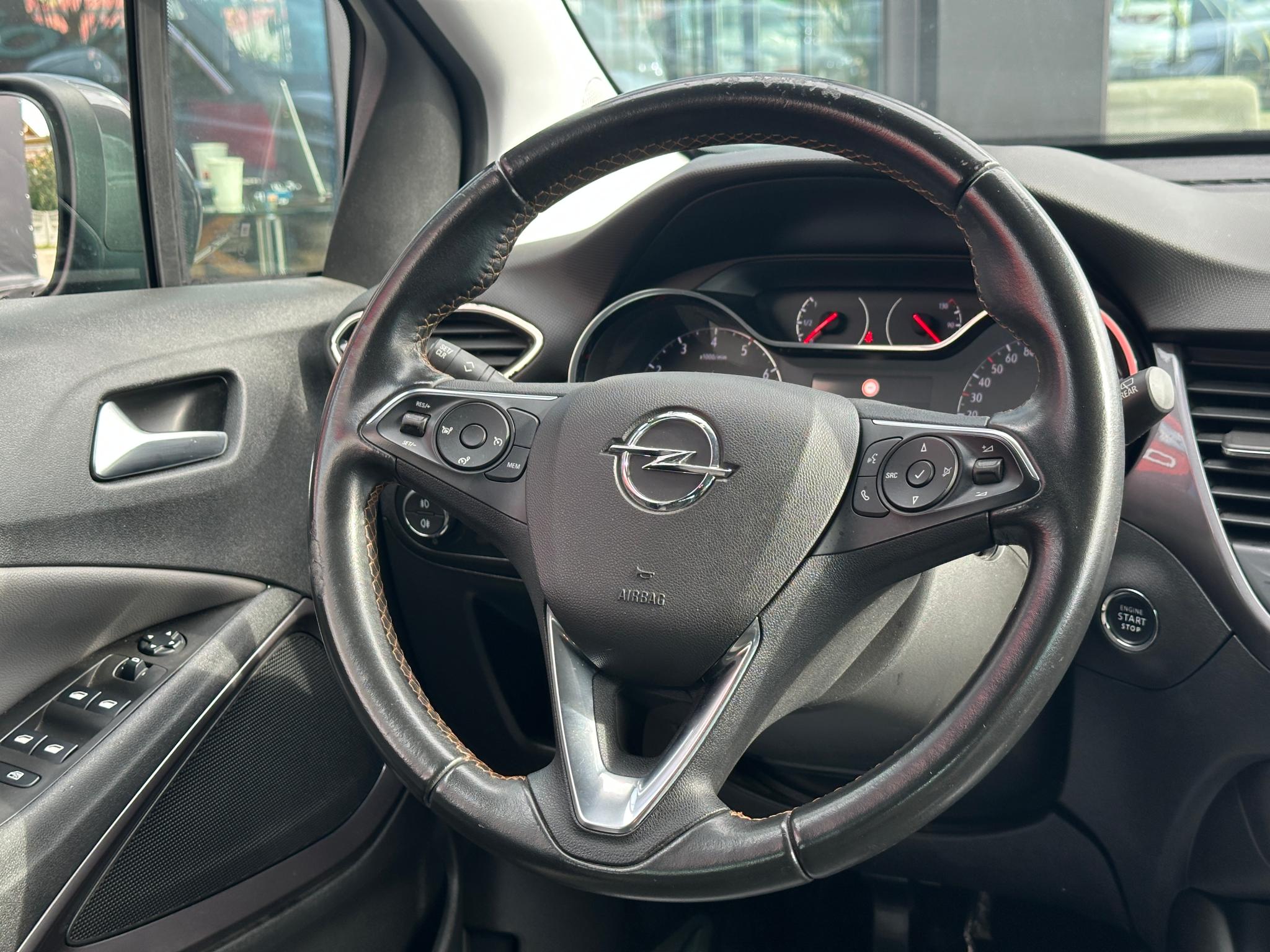 Opel Crossland X