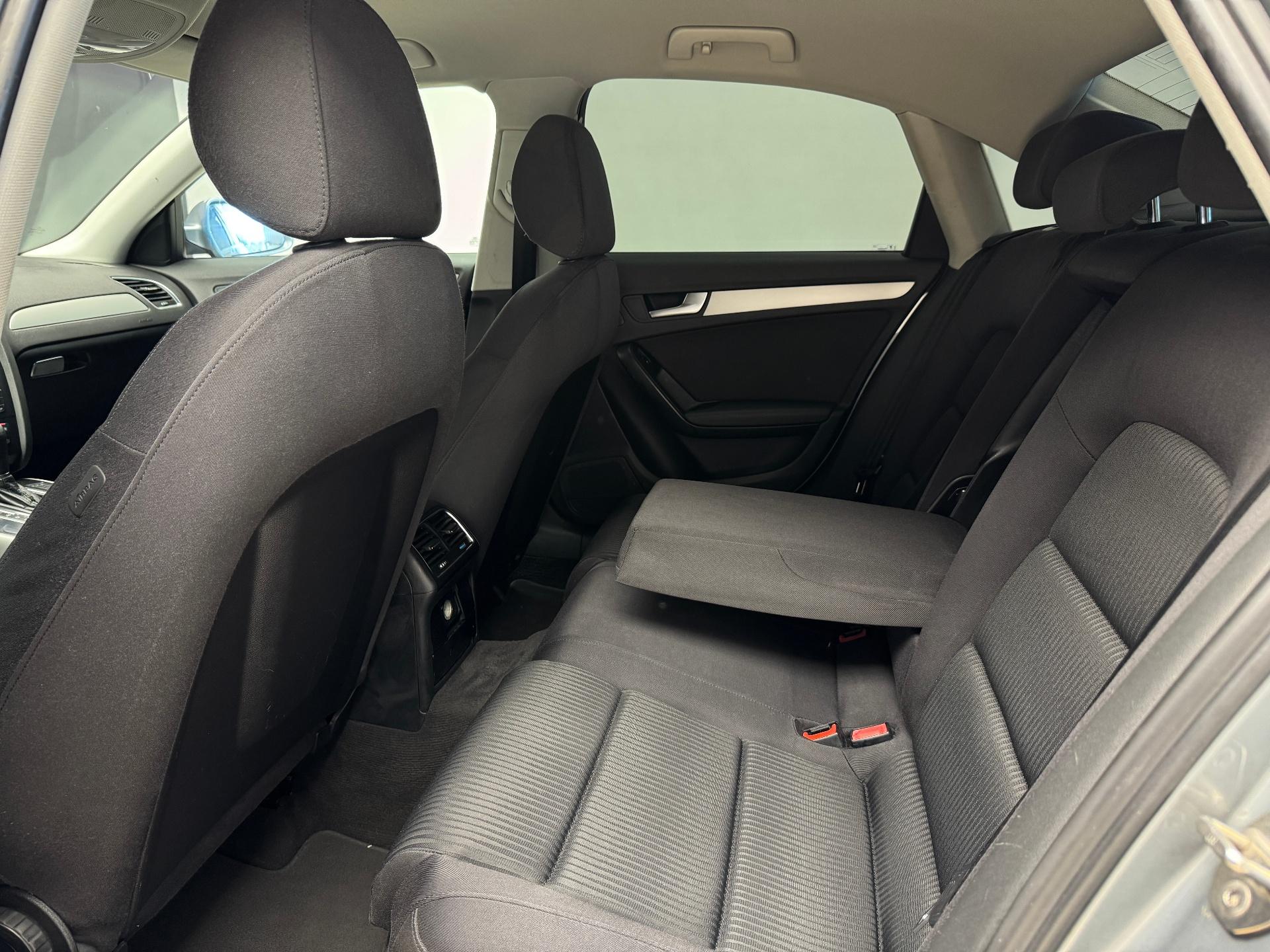Audi-A4