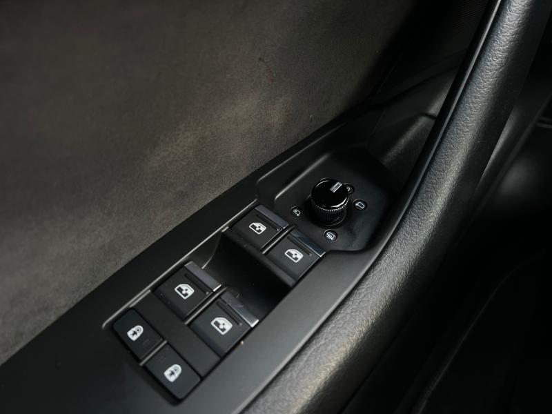 Car Thumb