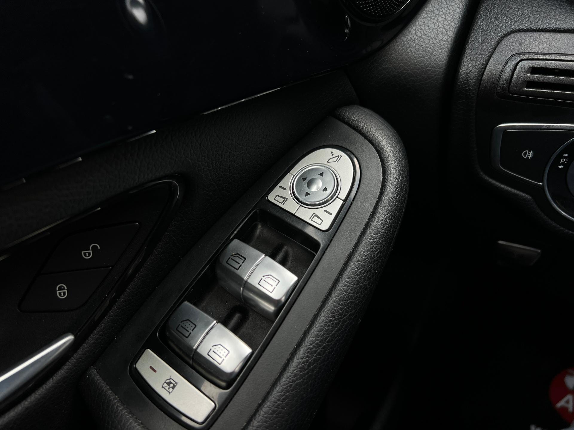 Mercedes-Benz-GLC