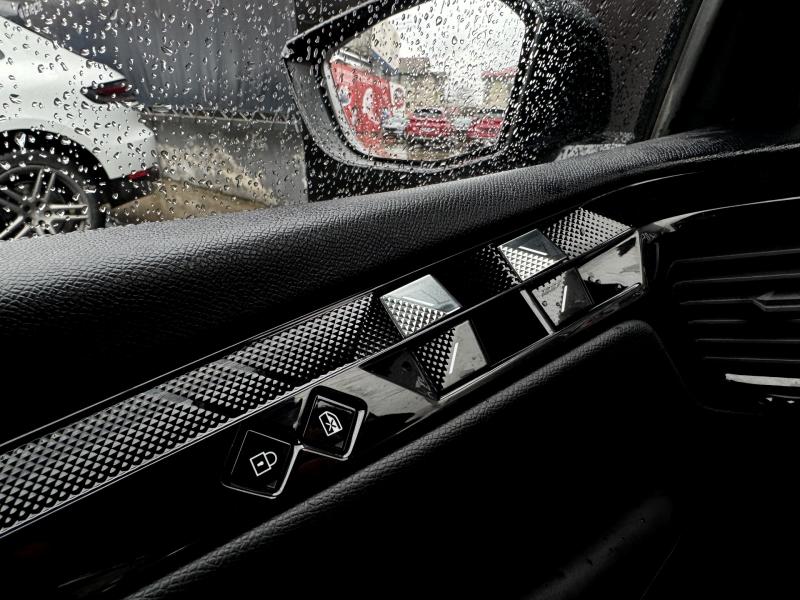 Car Thumb