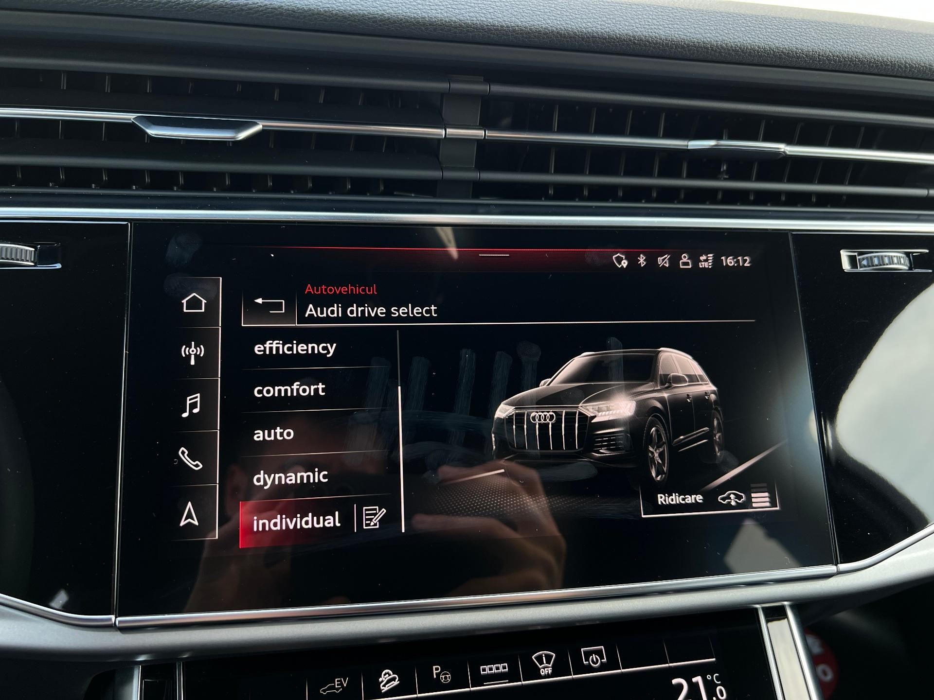 Audi-Q7