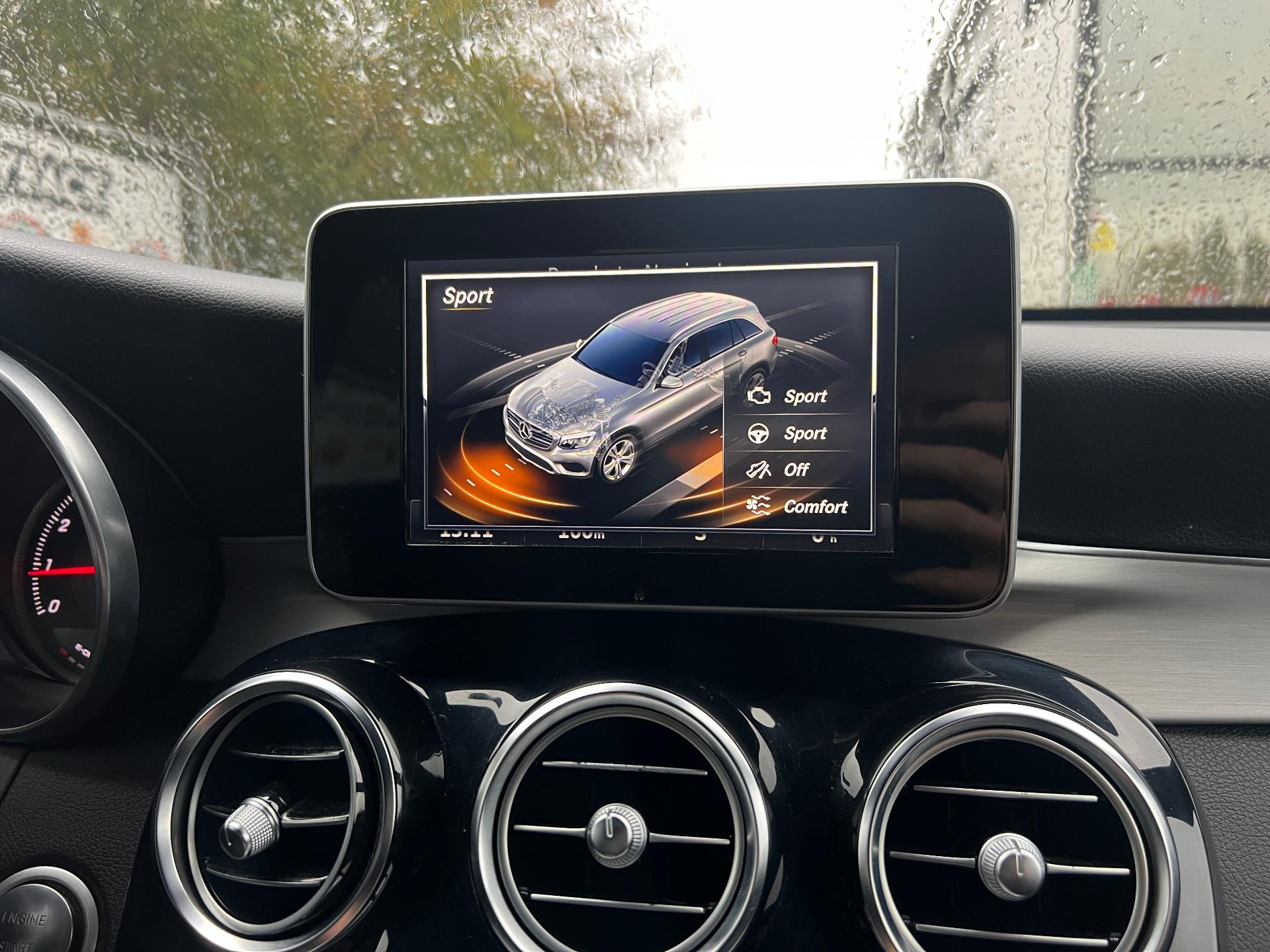 Mercedes-Benz-GLC