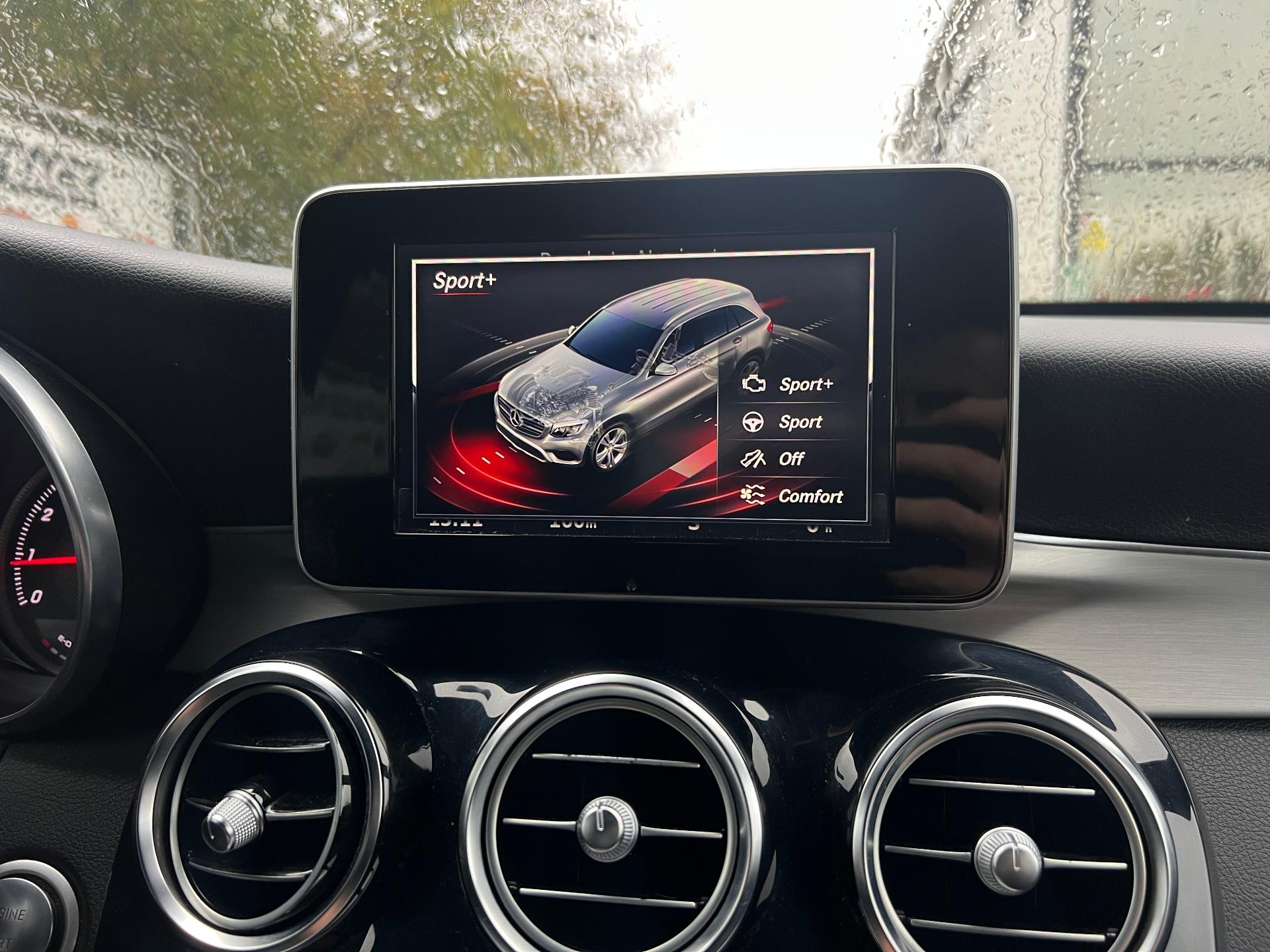 Mercedes-Benz-GLC