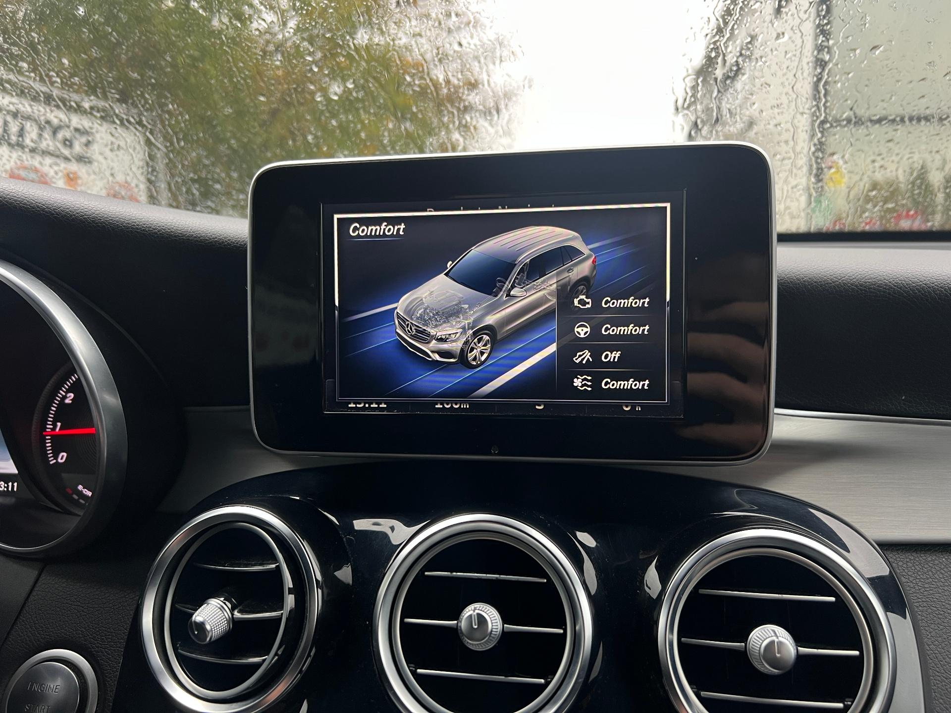 Mercedes-Benz-GLC