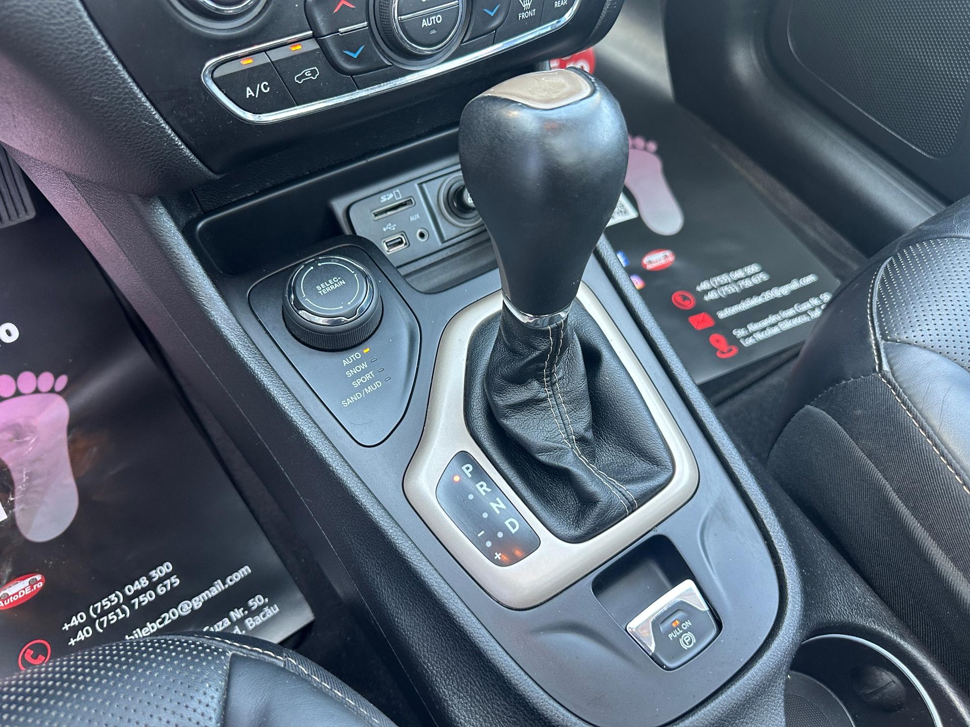 Jeep-Cherokee