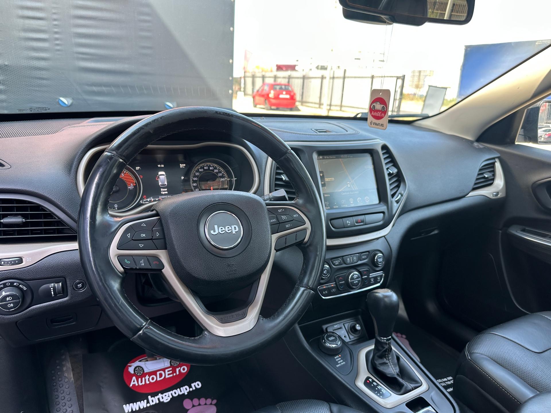 Jeep-Cherokee