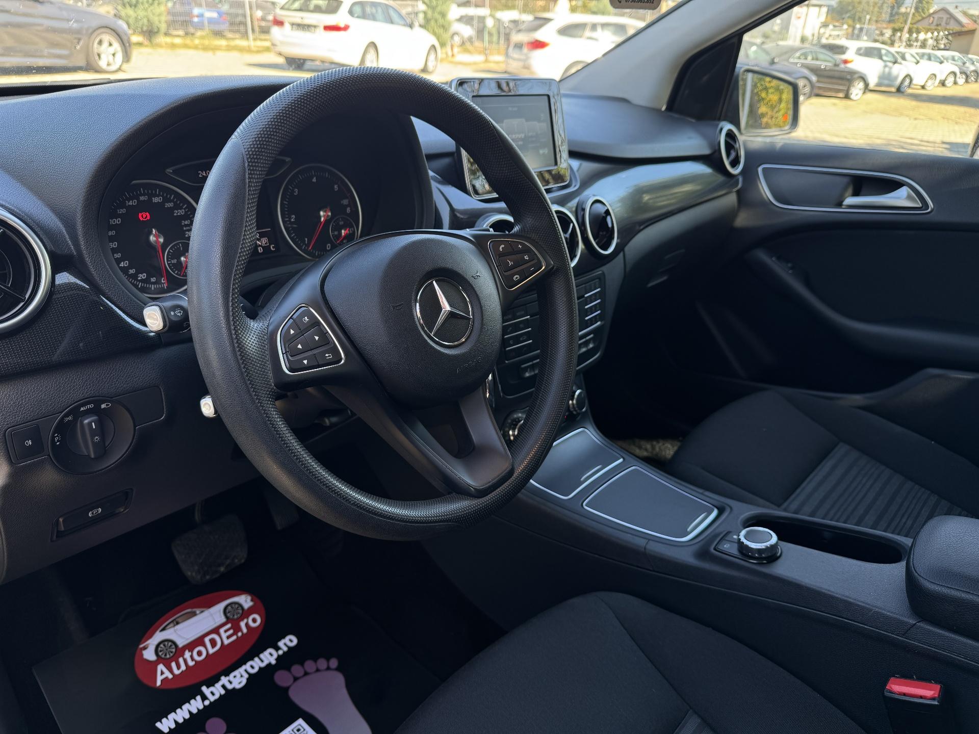 Mercedes-Benz-B 200