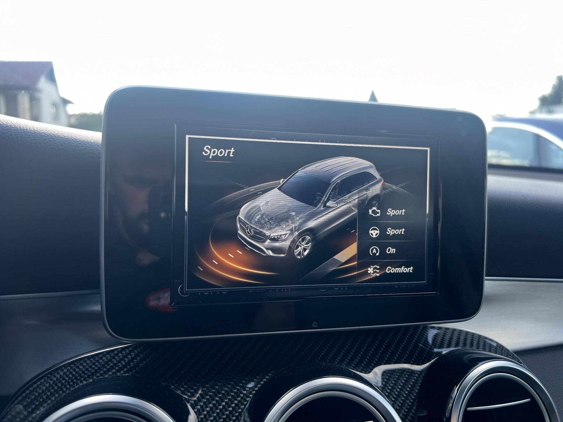 Mercedes-Benz-GLC