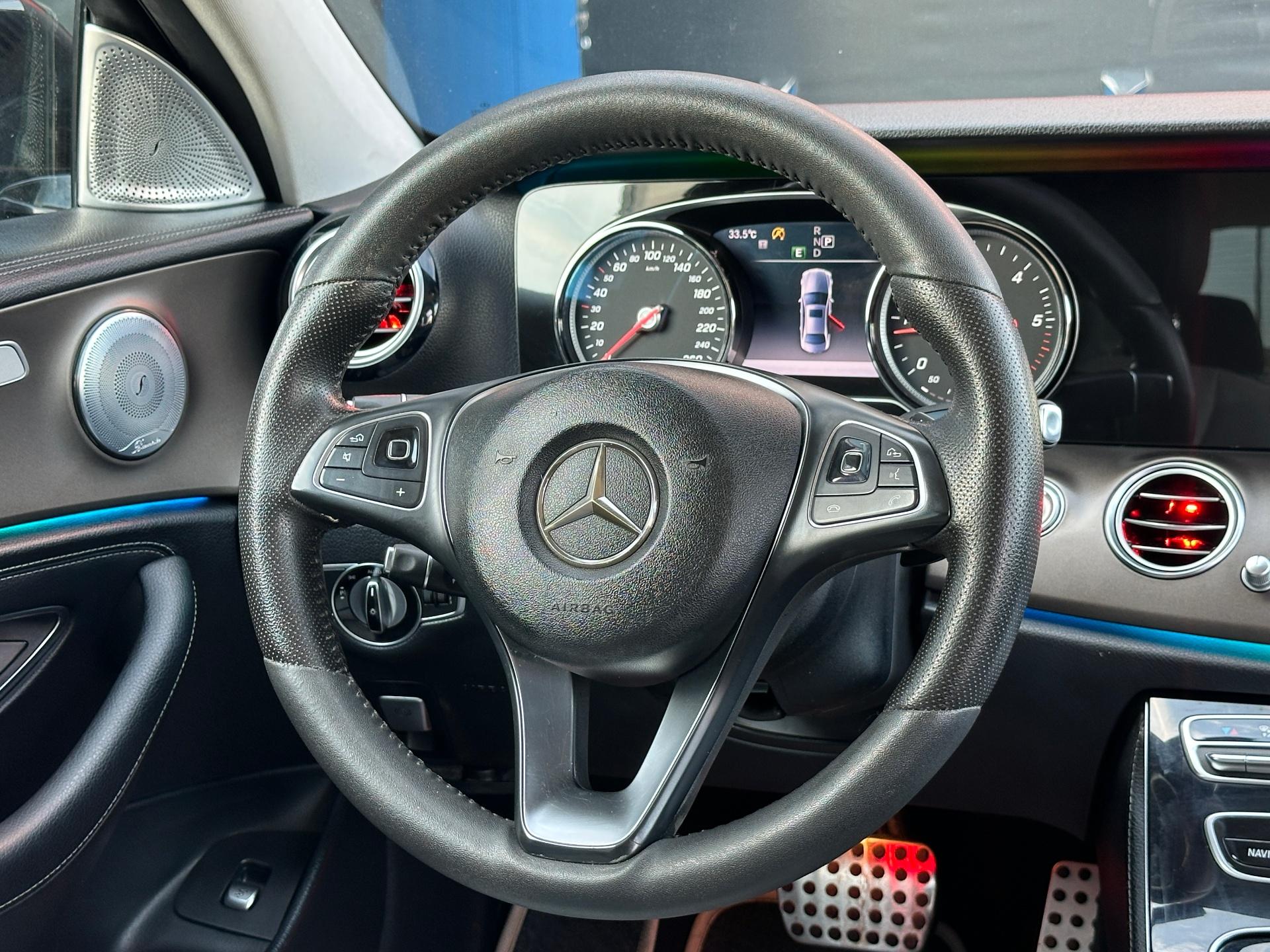 Mercedes-Benz-E